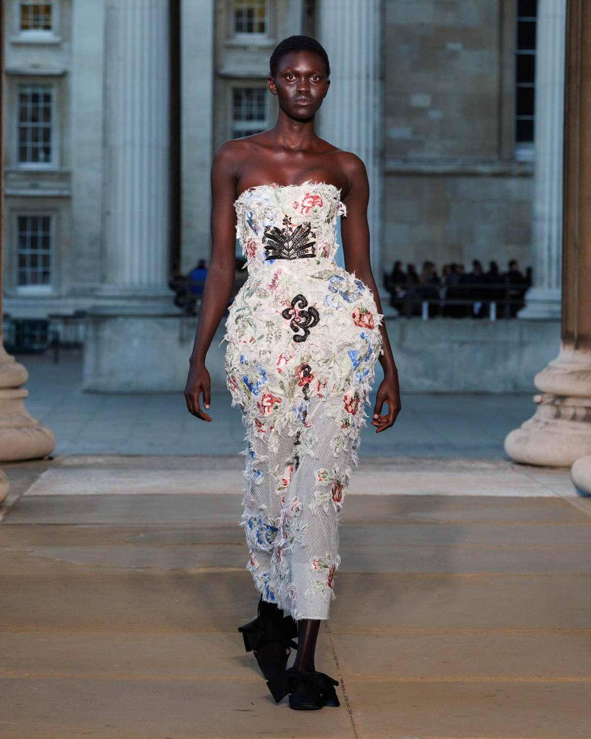 Erdem Spring Summer 2026: Dreamscapes Between History And Fantasy