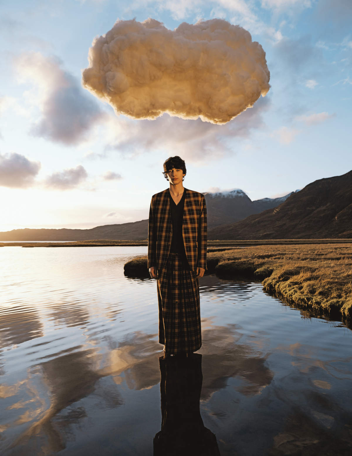Etro Unveils The New Fall/Winter 2023 Advertising Campaign: Radical Etro