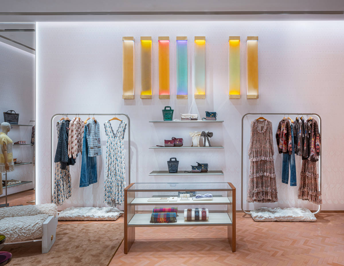 Etro Restyles Its Boutique In Dubai Mall With A New Concept That Celebrates The City Of Dubai