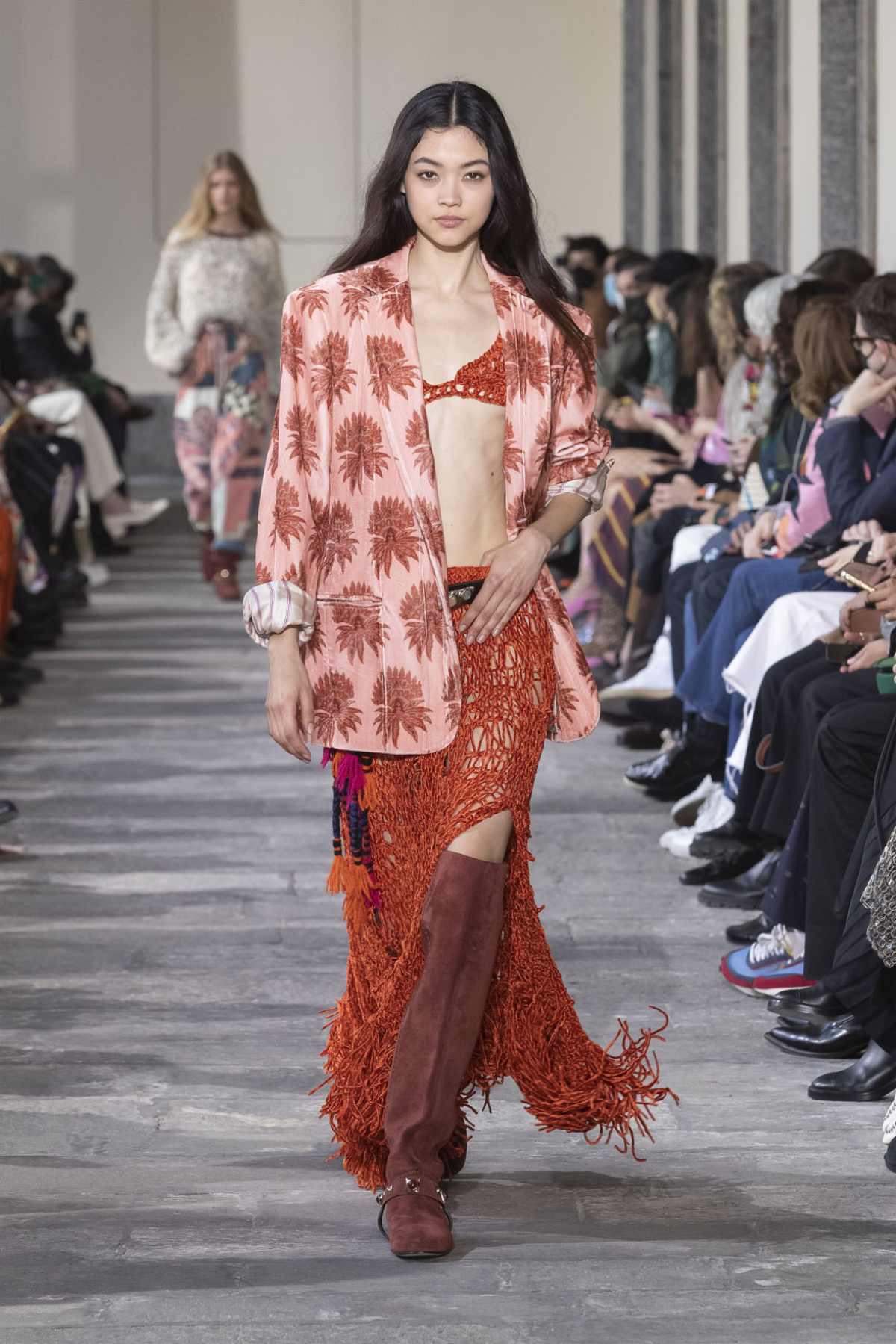 Etro Presents Its New Women's Fall Winter 2022/23 Collection: Etro Remix