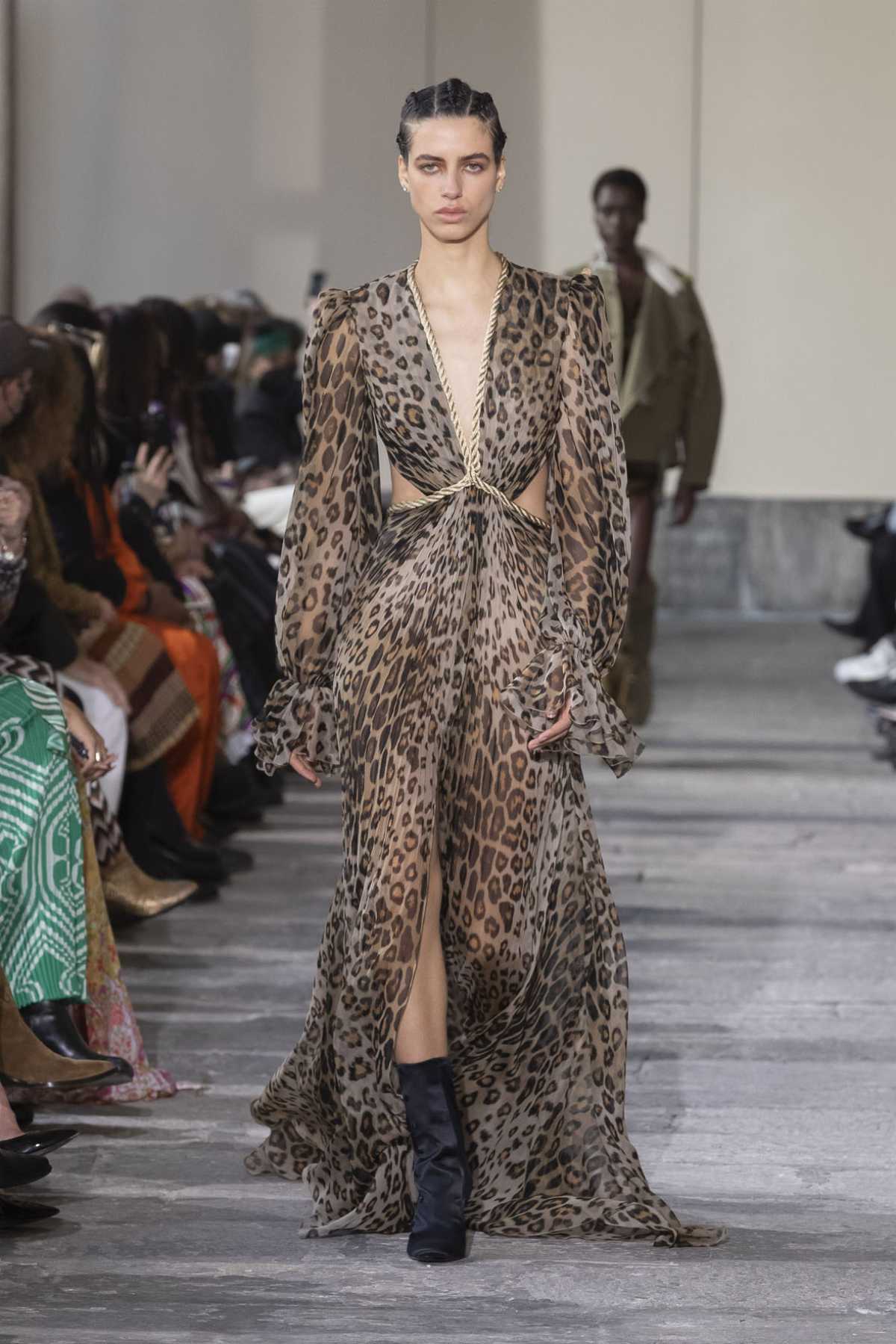 Etro Presents Its New Women's Fall Winter 2022/23 Collection: Etro Remix