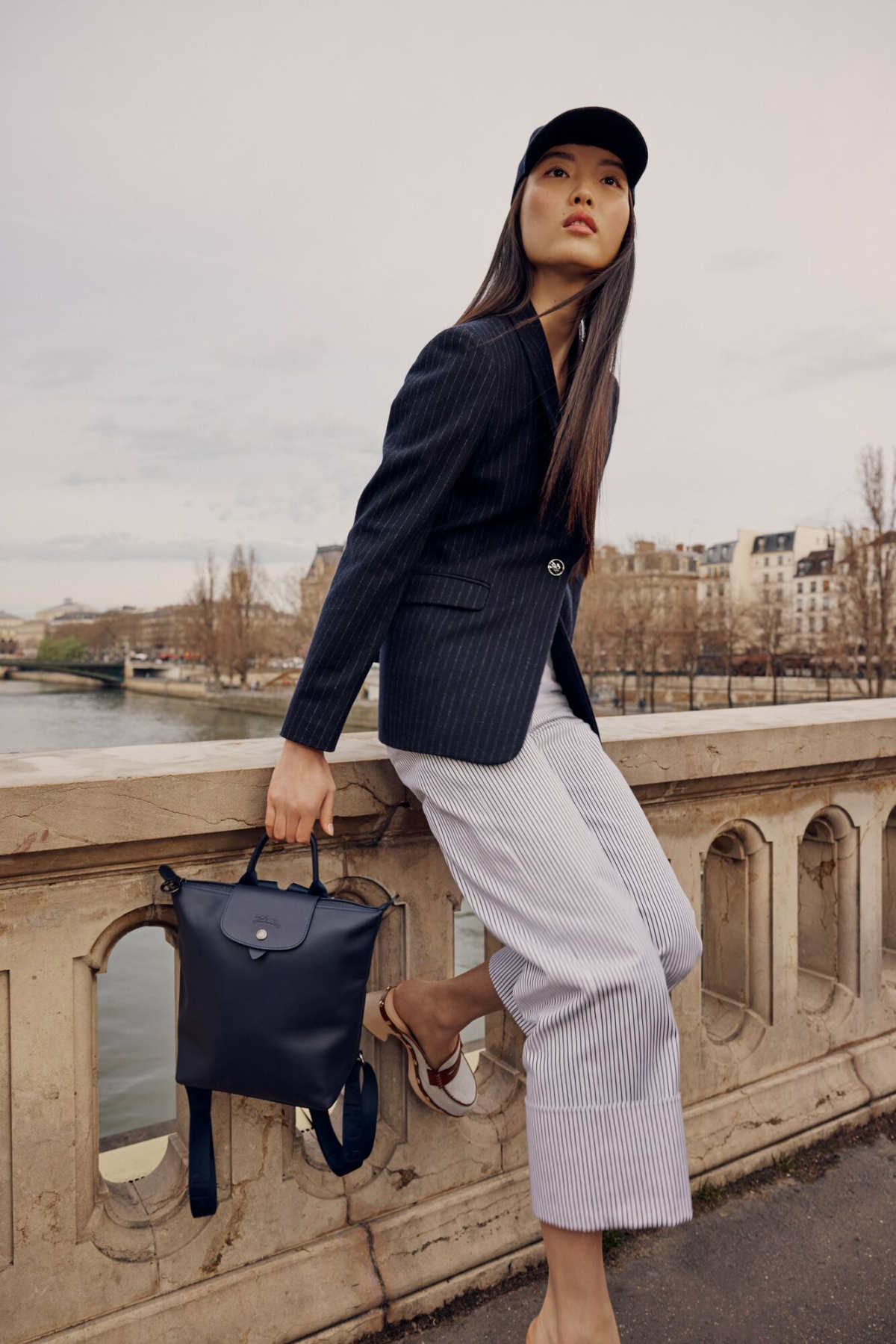 On-The-Go Elegance With La Parisienne Longchamp