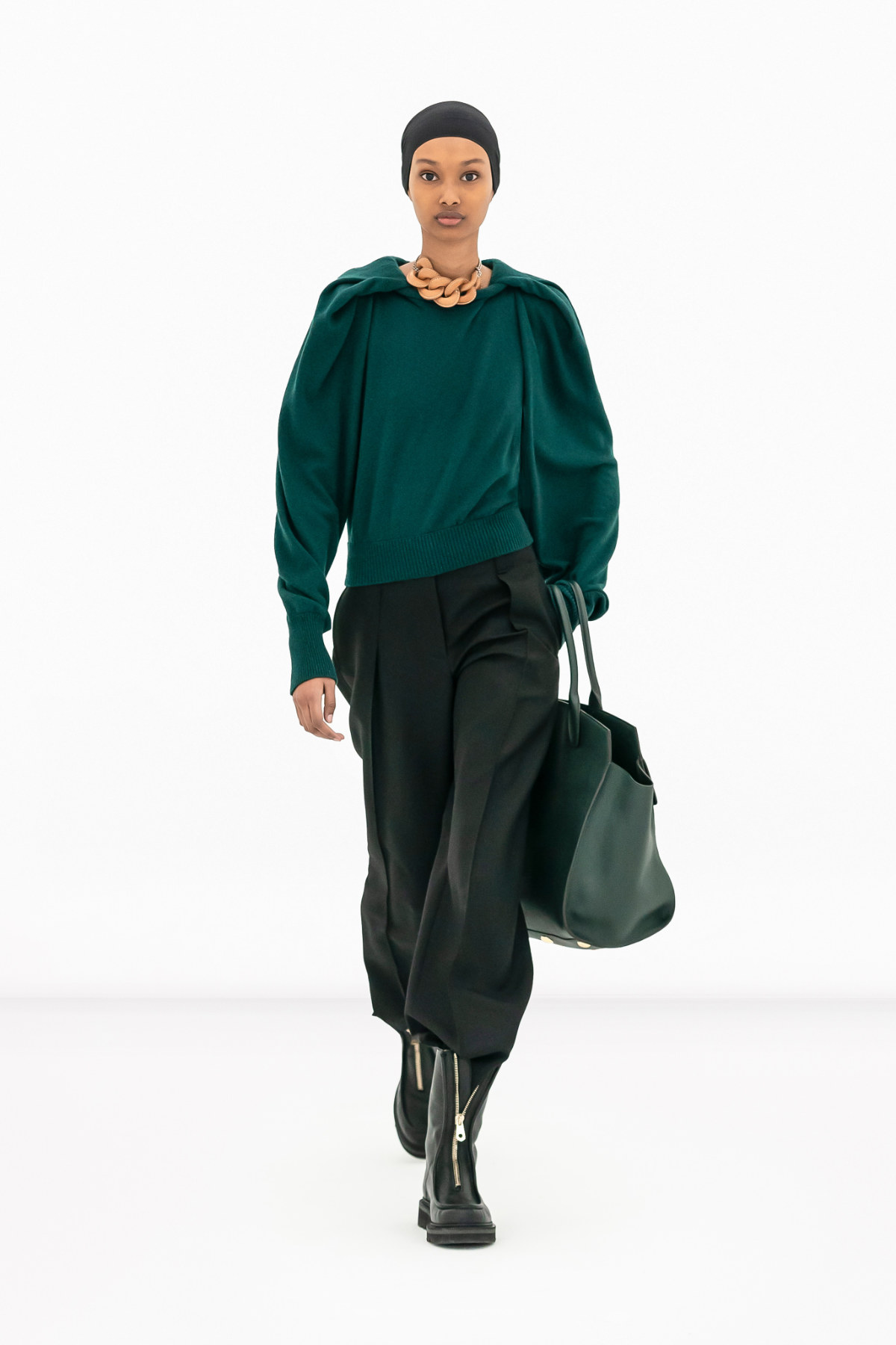 Ferragamo Presents Its New Autumn/Winter 2022 Women's And Men's Collection: Intelligent Informal