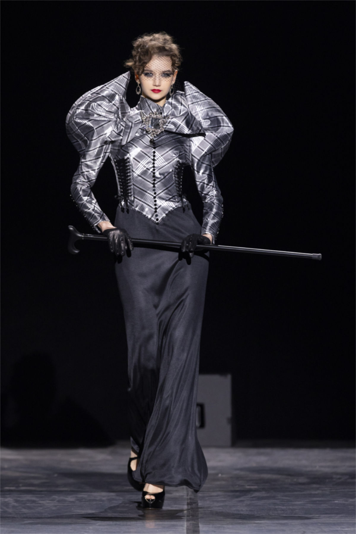 Julien Fournié Presents His New Haute Couture Spring Summer 2024 Collection: First Vamps