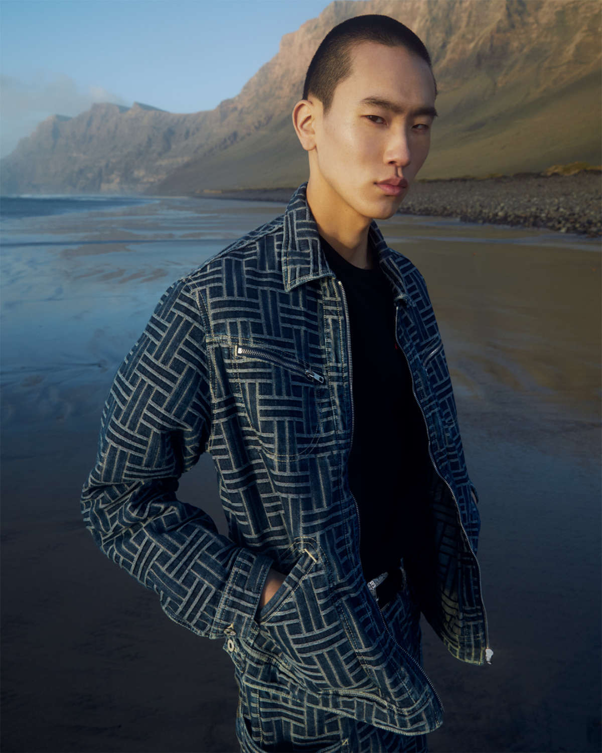 Kenzo Launches Its New Fall-Winter 2024 Pre-Fall Campaign: Sunrise Chasing