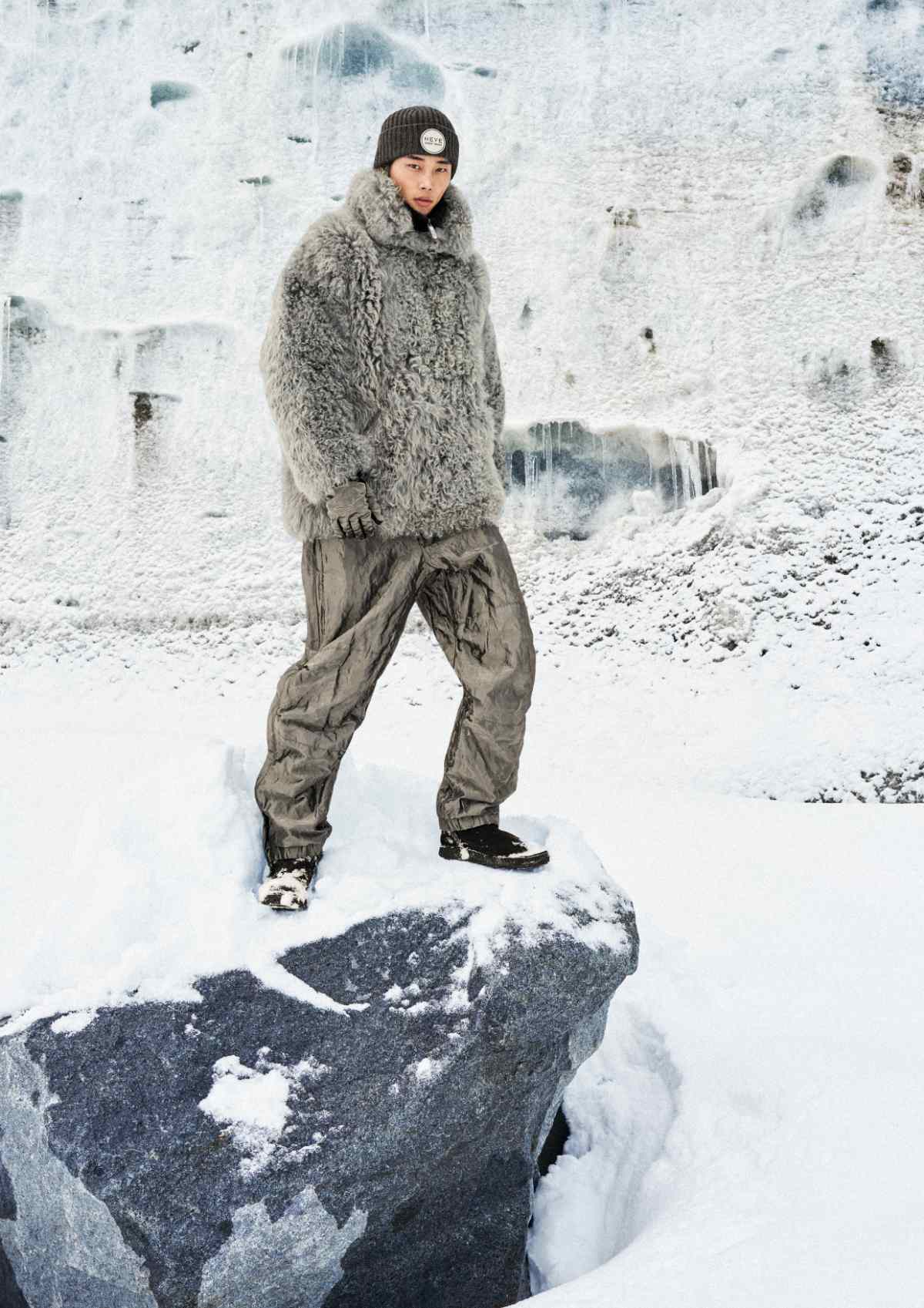 Giorgio Armani Neve Autumn/Winter 2025/26 Collection