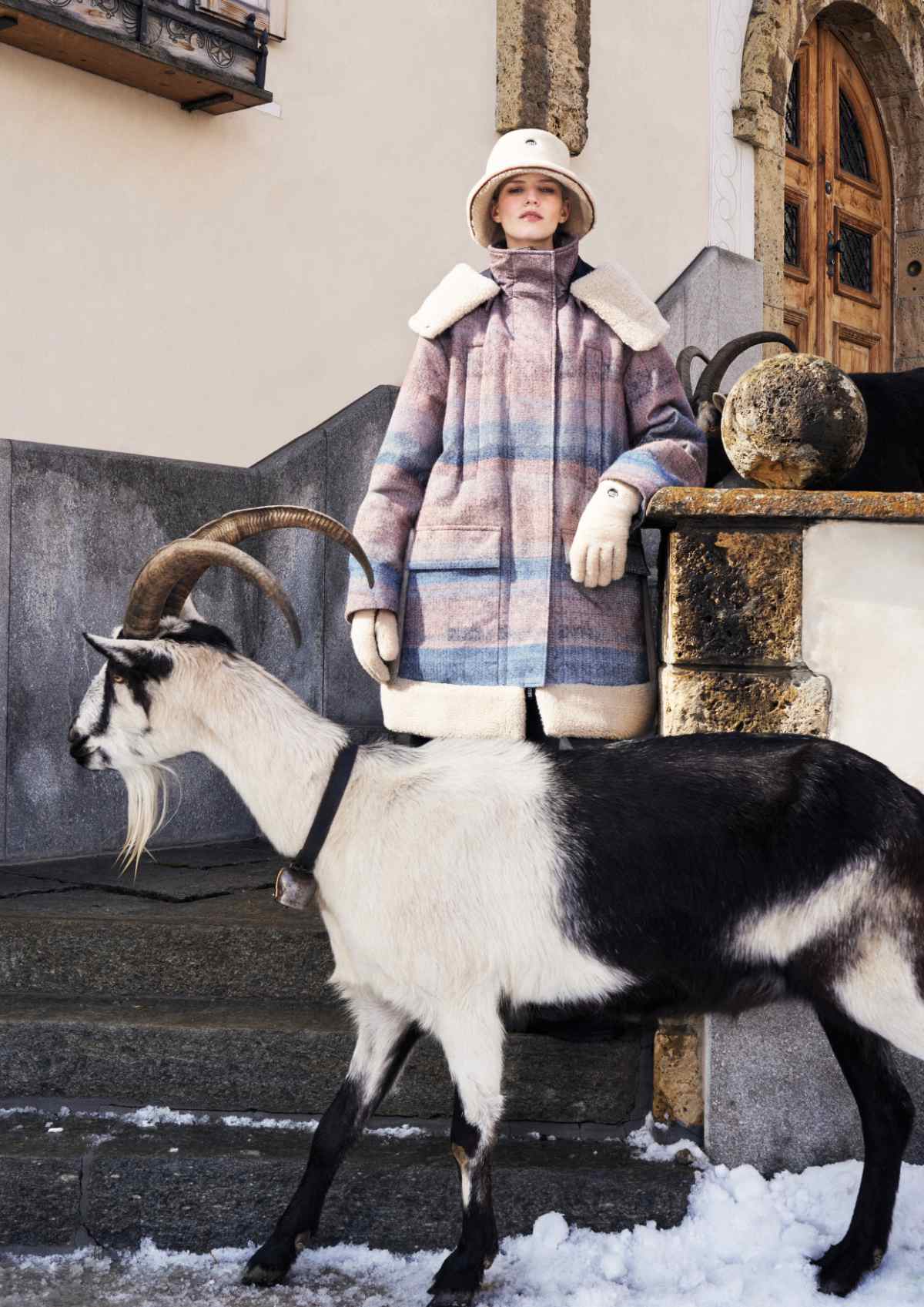 Giorgio Armani Neve Autumn/Winter 2025/26 Collection