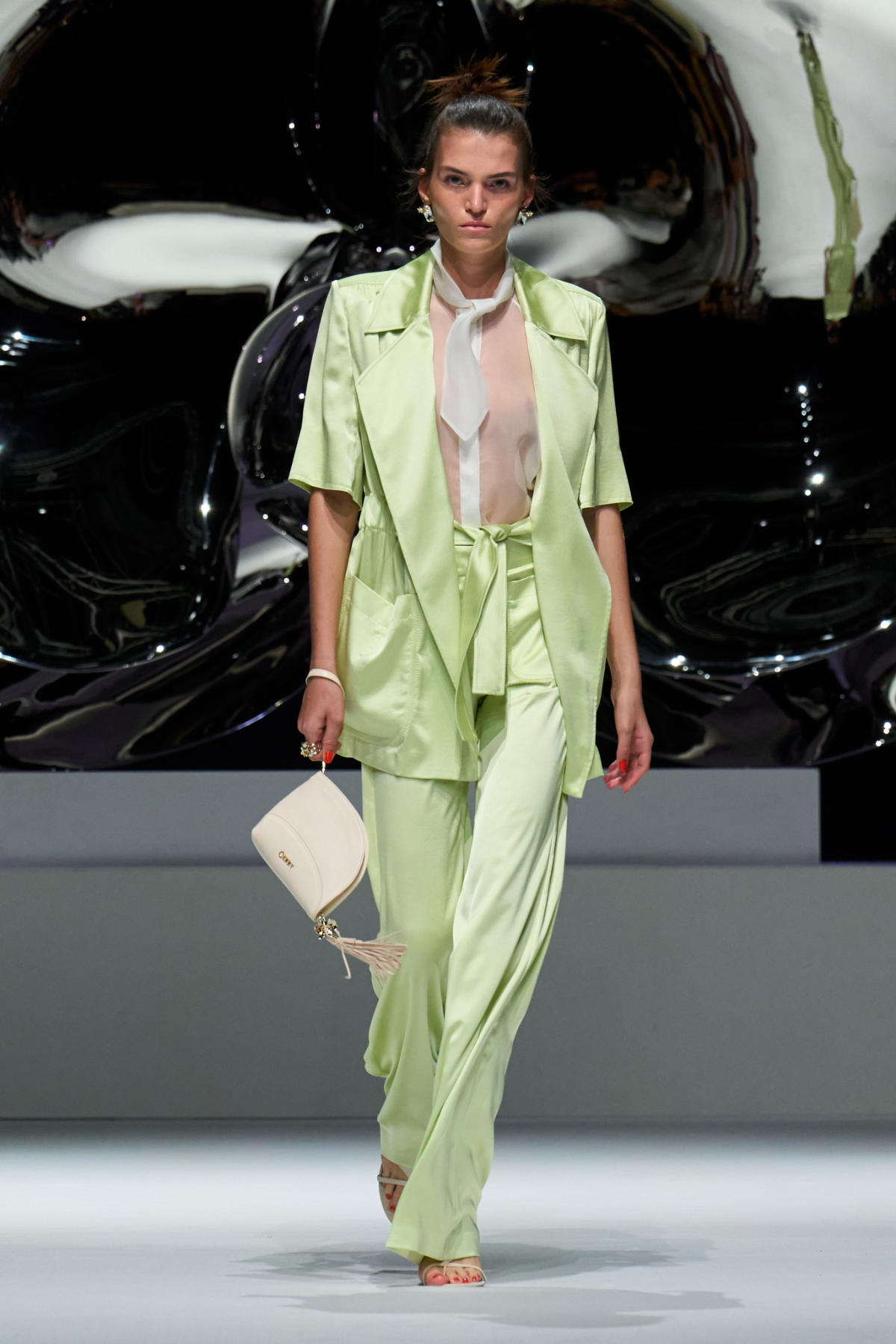 Genny Spring Summer 2026: A Celebration Of Feminine Curves Inspired By Orchids And Art
