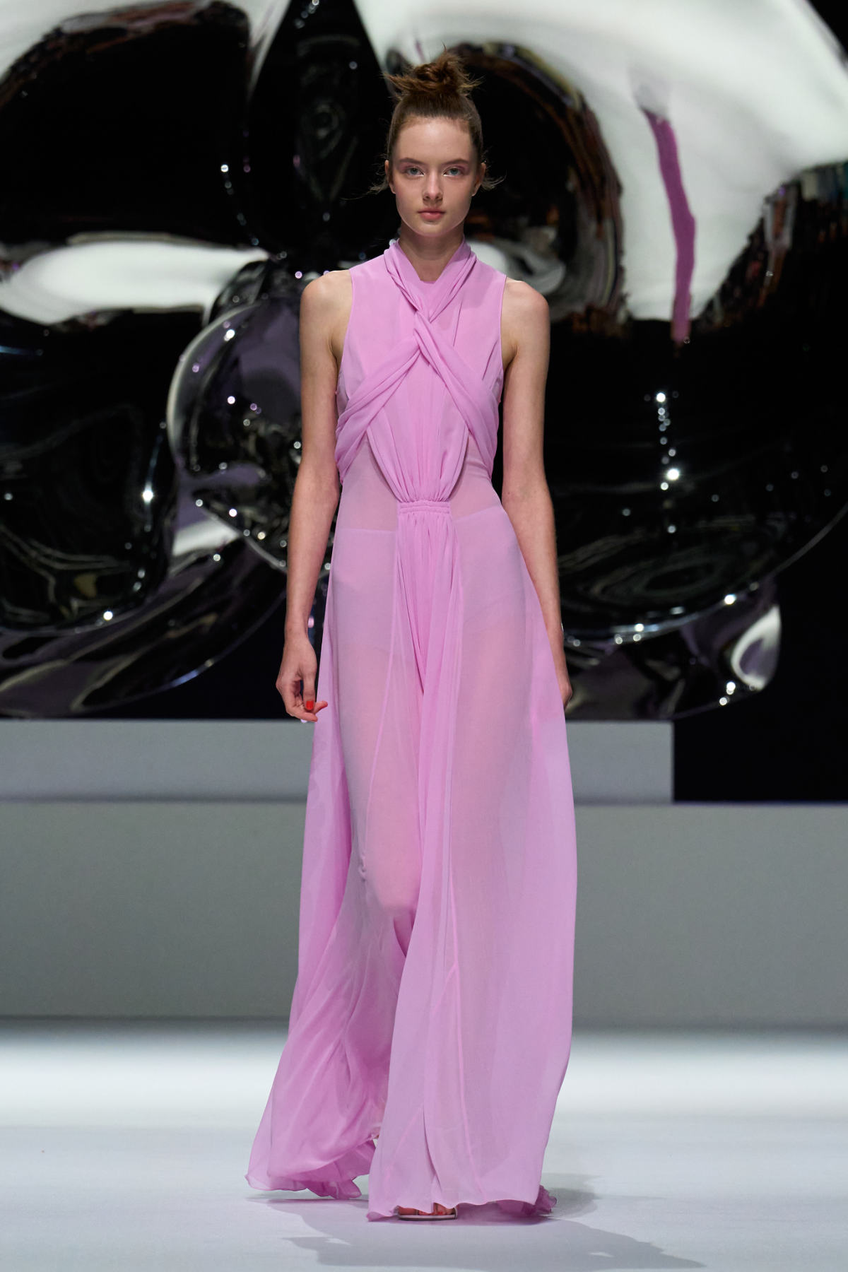 Genny Spring Summer 2026: A Celebration Of Feminine Curves Inspired By Orchids And Art