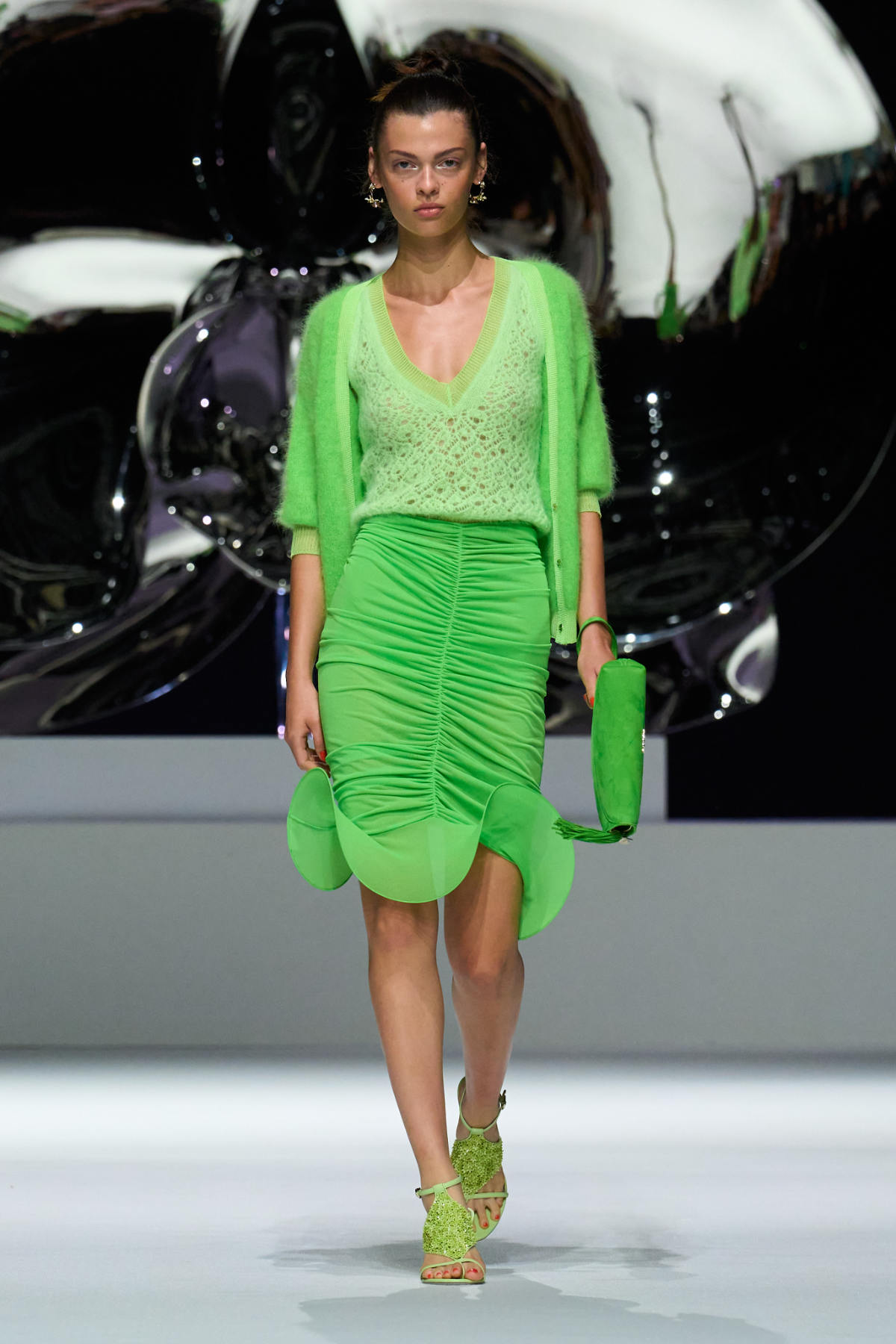 Genny Spring Summer 2026: A Celebration Of Feminine Curves Inspired By Orchids And Art