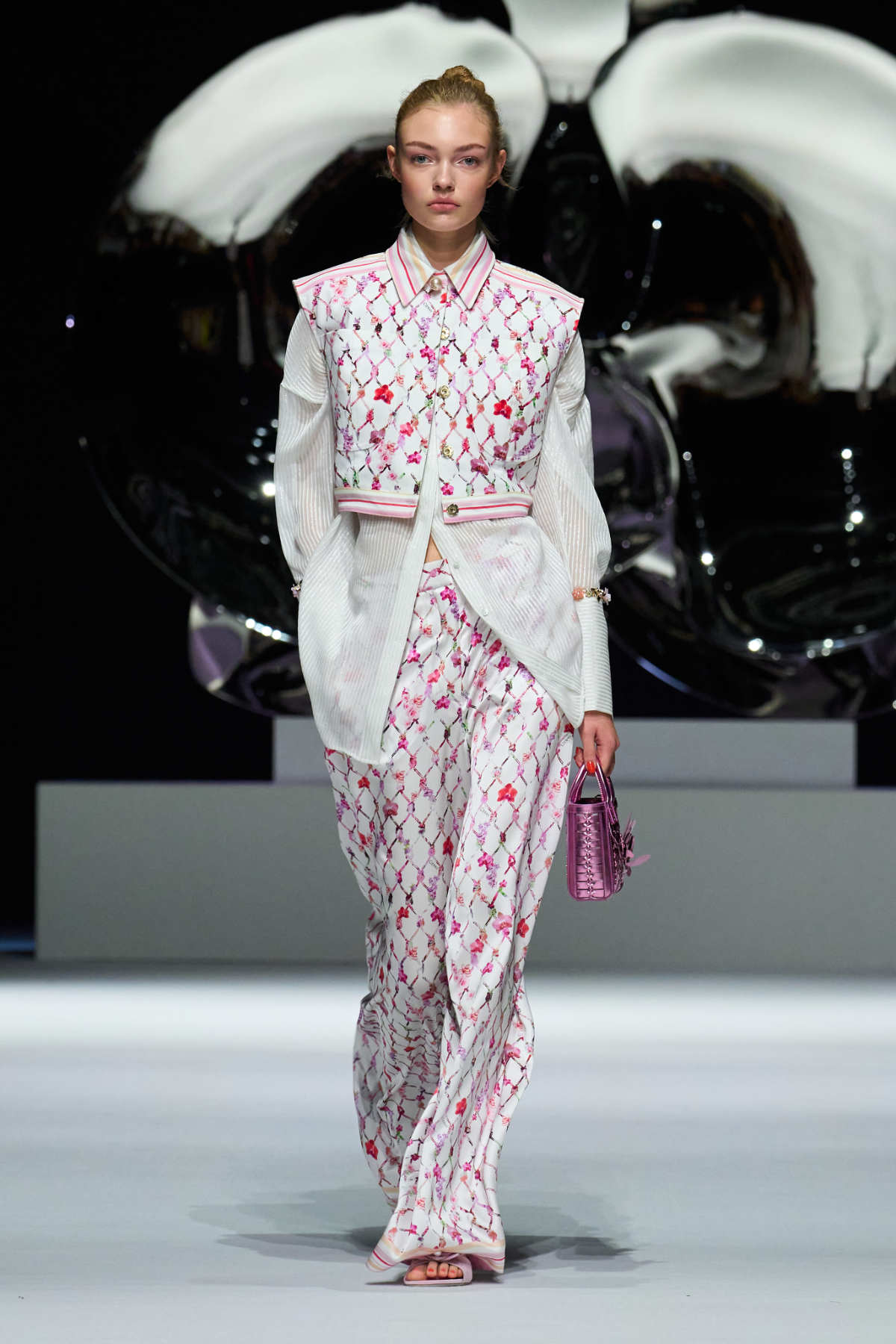 Genny Spring Summer 2026: A Celebration Of Feminine Curves Inspired By Orchids And Art