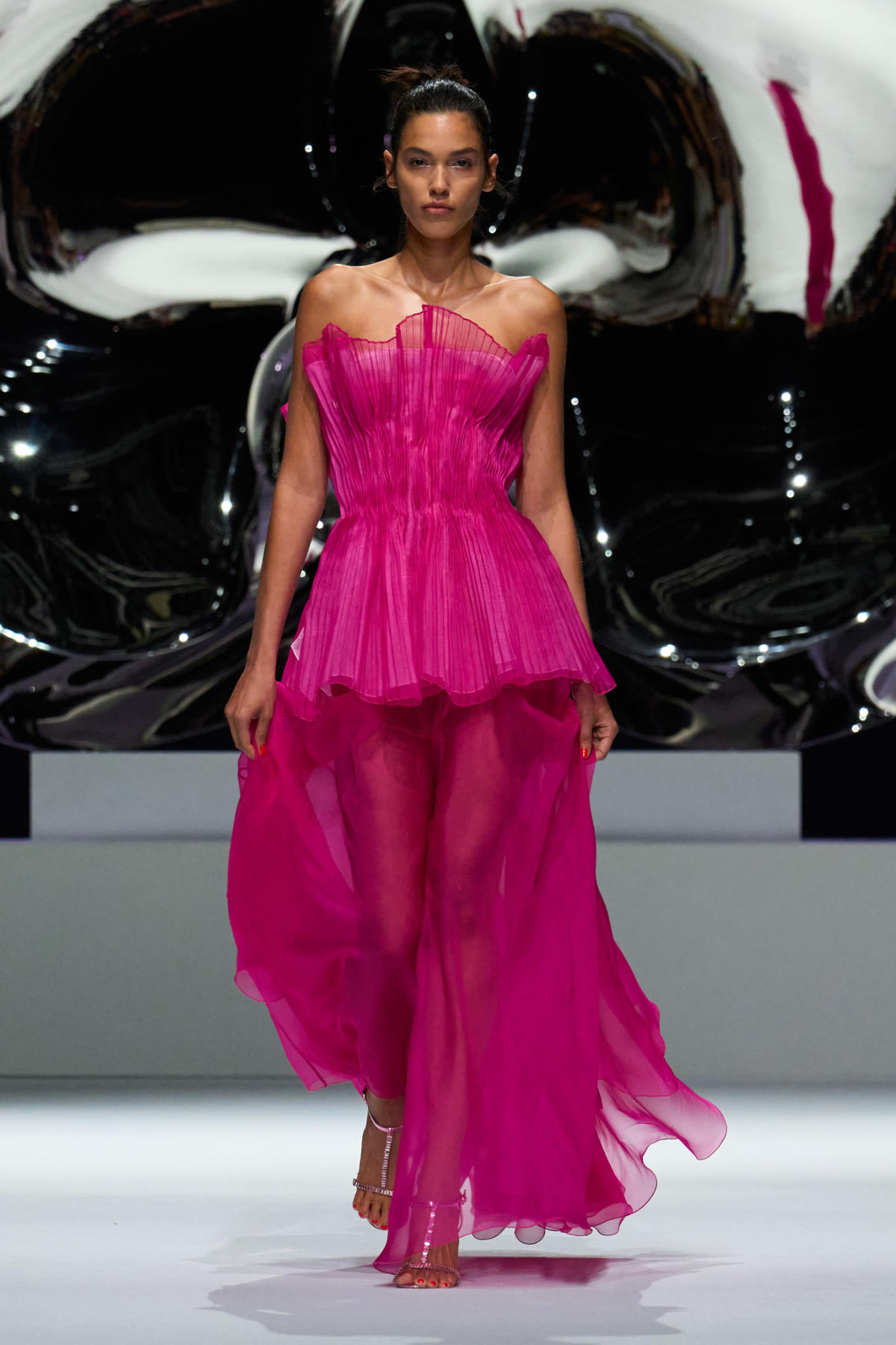 Genny Spring Summer 2026: A Celebration Of Feminine Curves Inspired By Orchids And Art