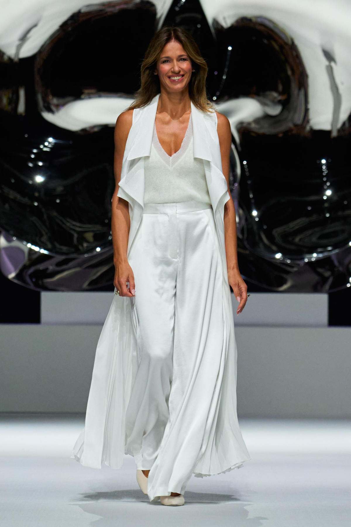 Genny Spring Summer 2026: A Celebration Of Feminine Curves Inspired By Orchids And Art