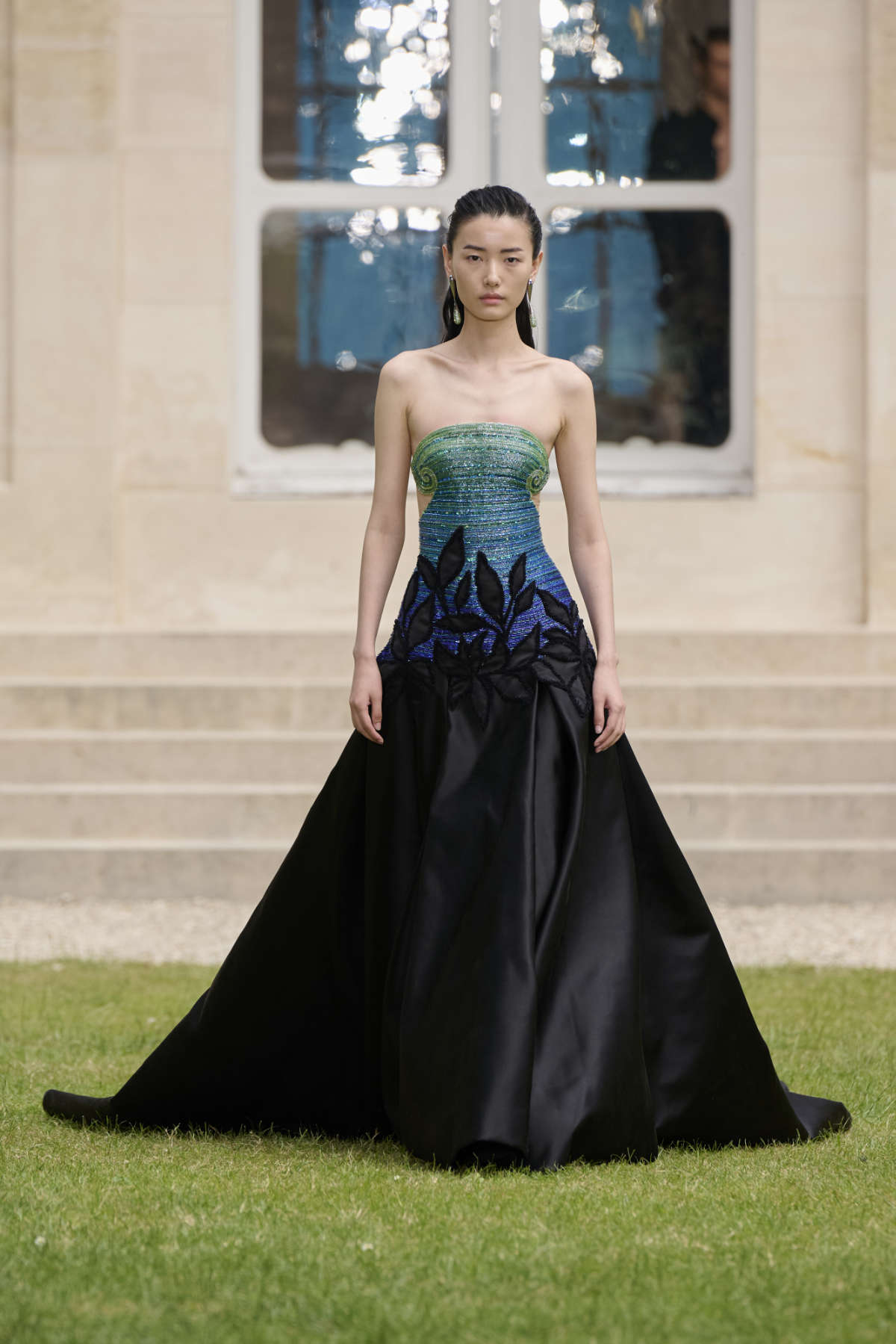 Georges Hobeika Presents His New Haute Couture Fall 2024 Collection