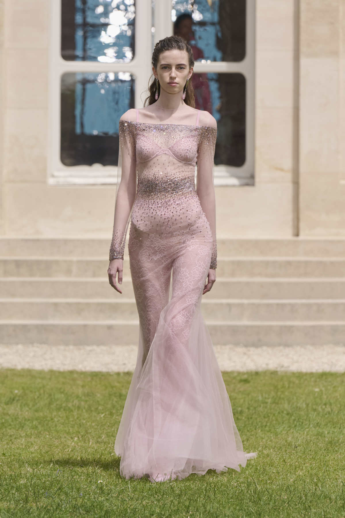 Georges Hobeika Presents His New Haute Couture Fall 2024 Collection