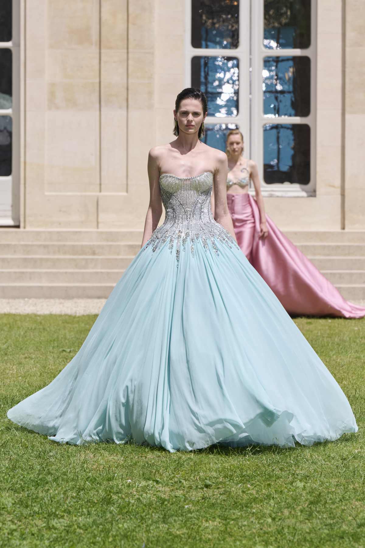 Georges Hobeika Presents His New Haute Couture Fall 2024 Collection