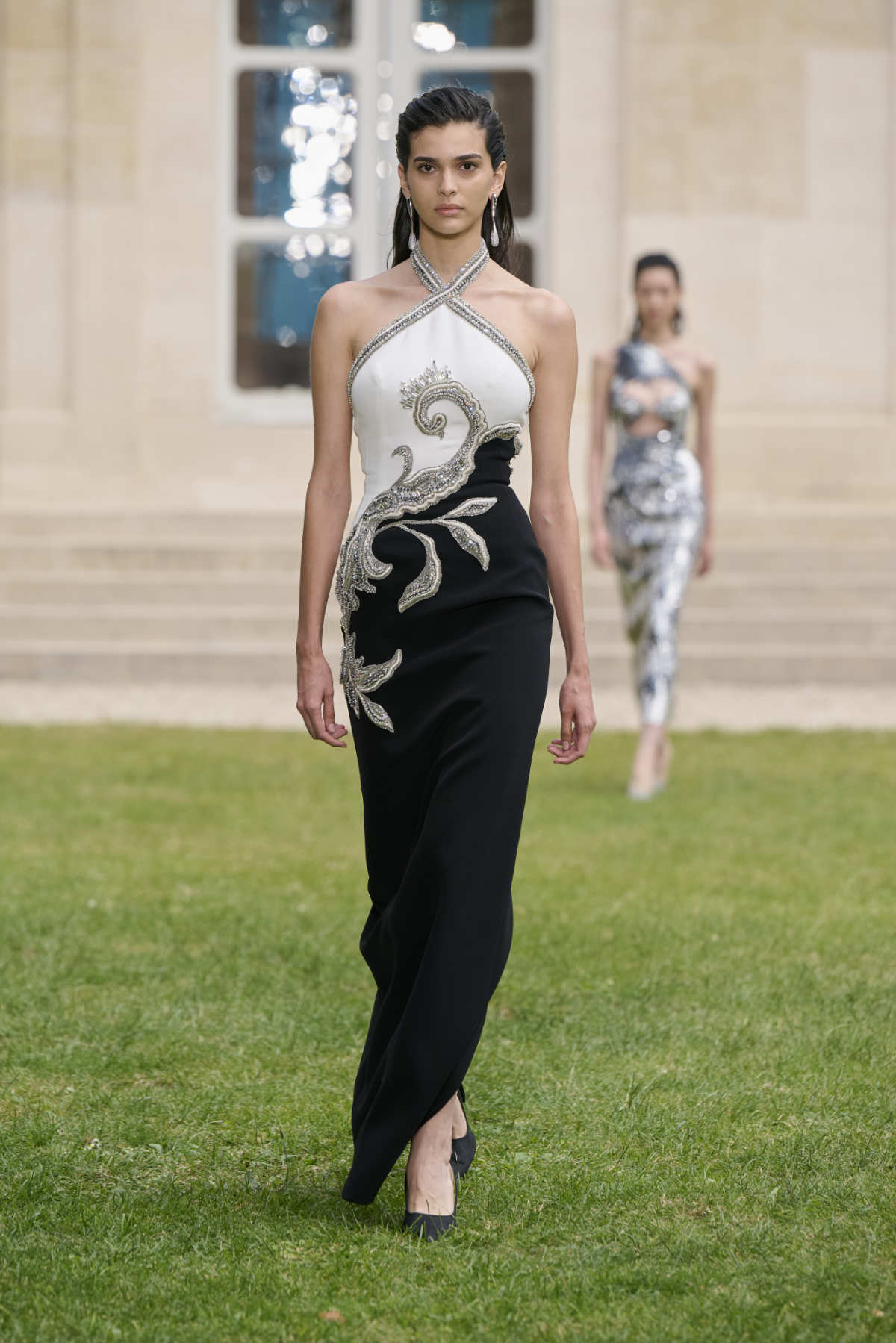 Georges Hobeika Presents His New Haute Couture Fall 2024 Collection