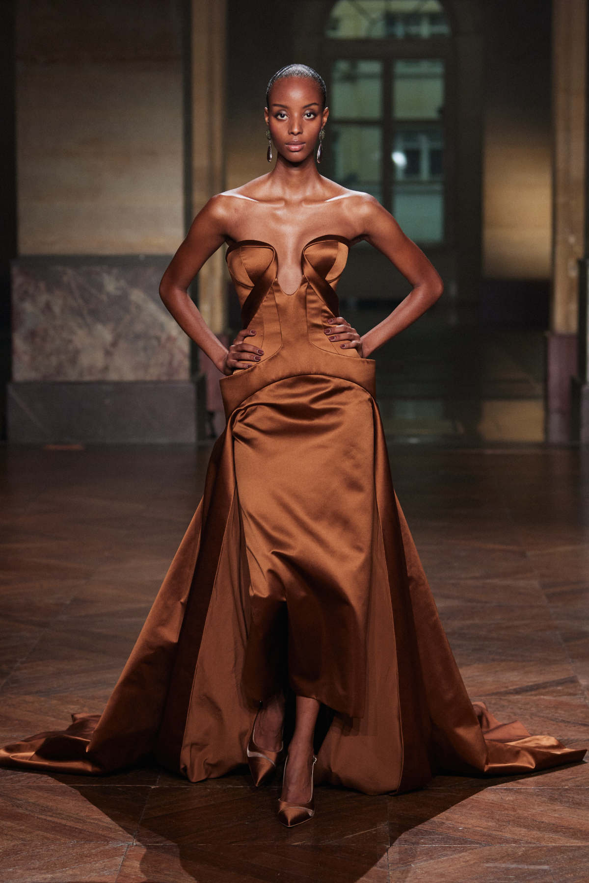 Georges Hobeika Couture Fall 2025: 