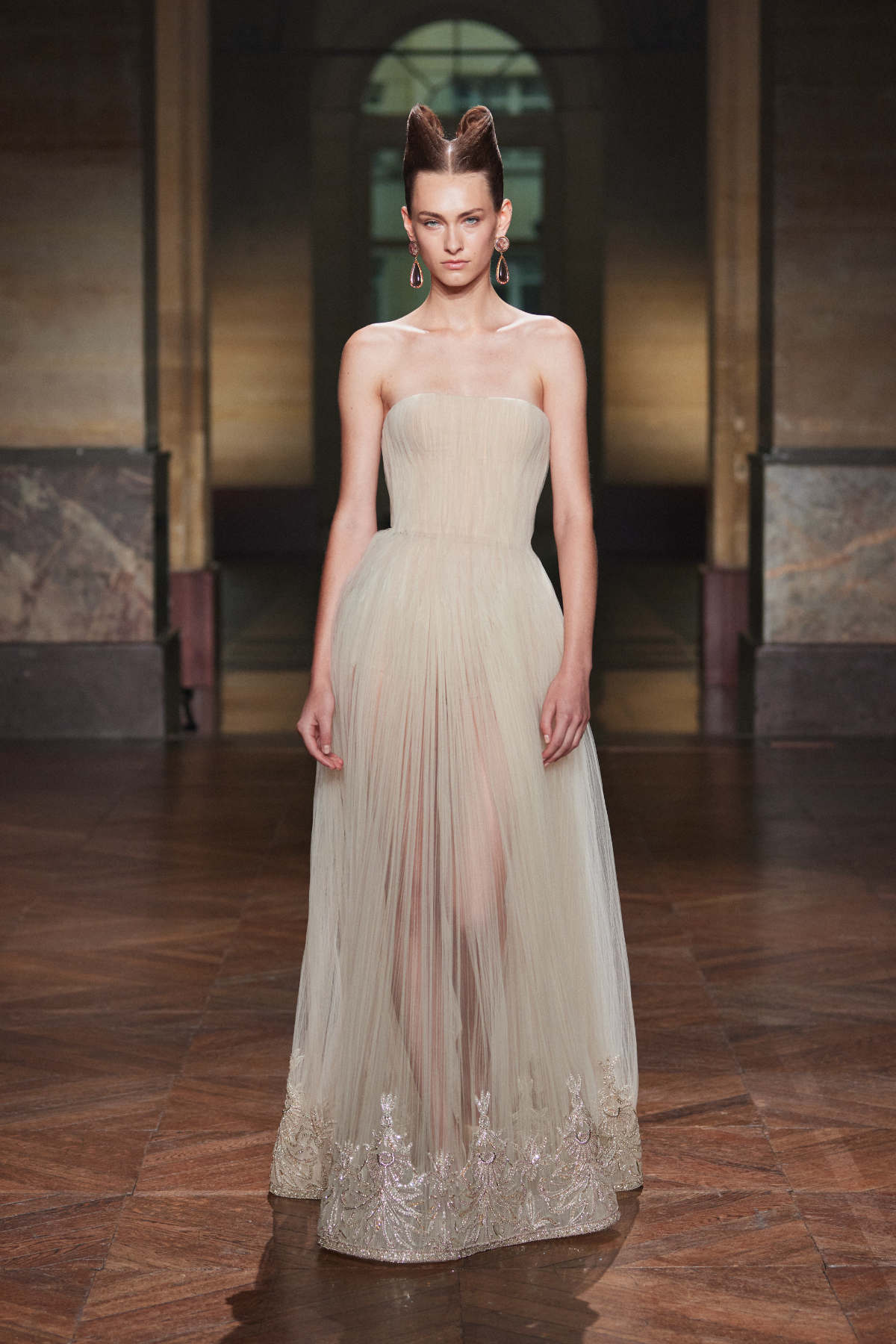 Georges Hobeika Couture Fall 2025: 