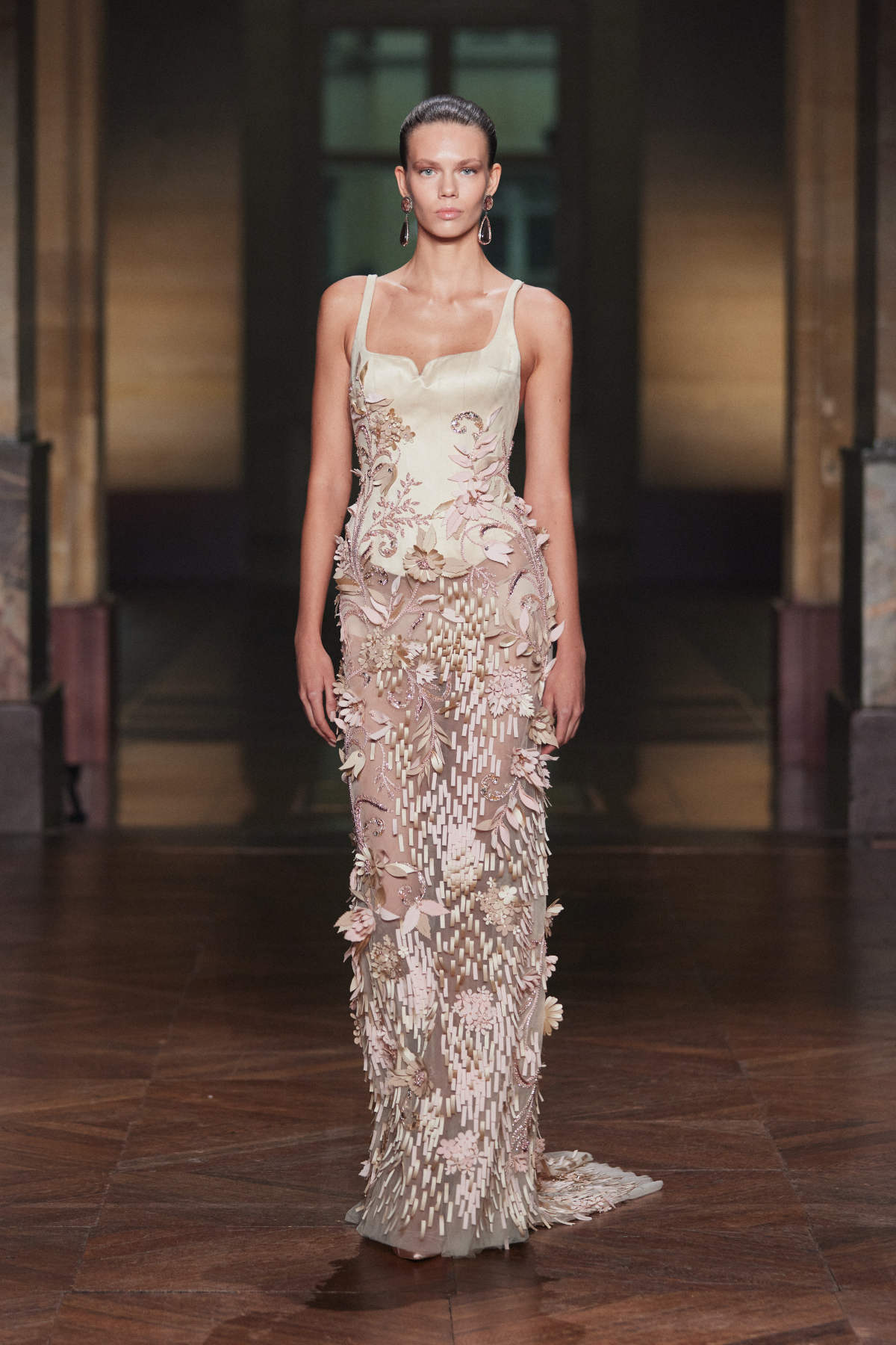 Georges Hobeika Couture Fall 2025: 