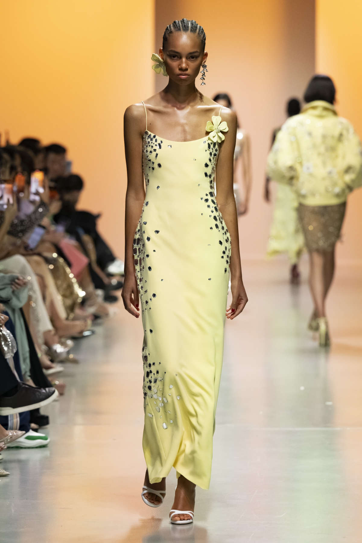 Georges Hobeika Presents His New Spring 2025 Ready-To-Wear Collection