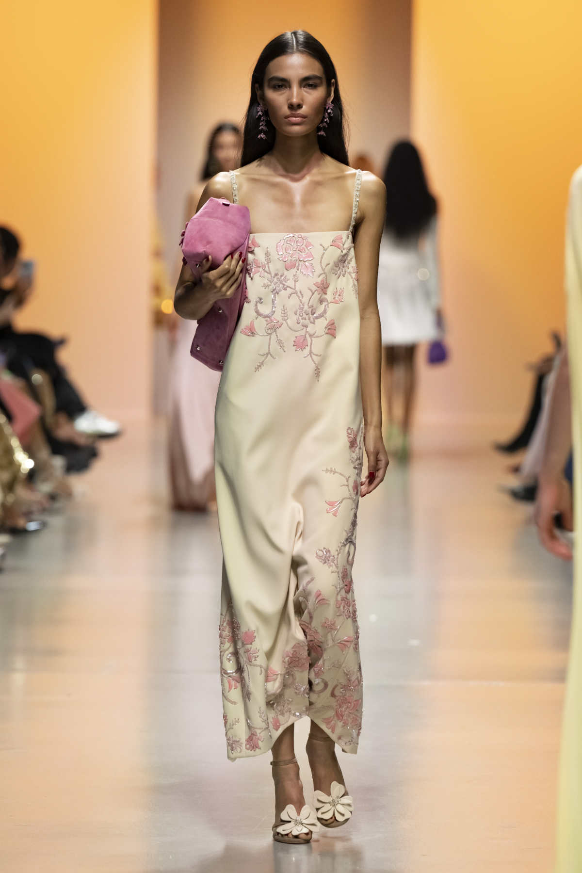 Georges Hobeika Presents His New Spring 2025 Ready-To-Wear Collection