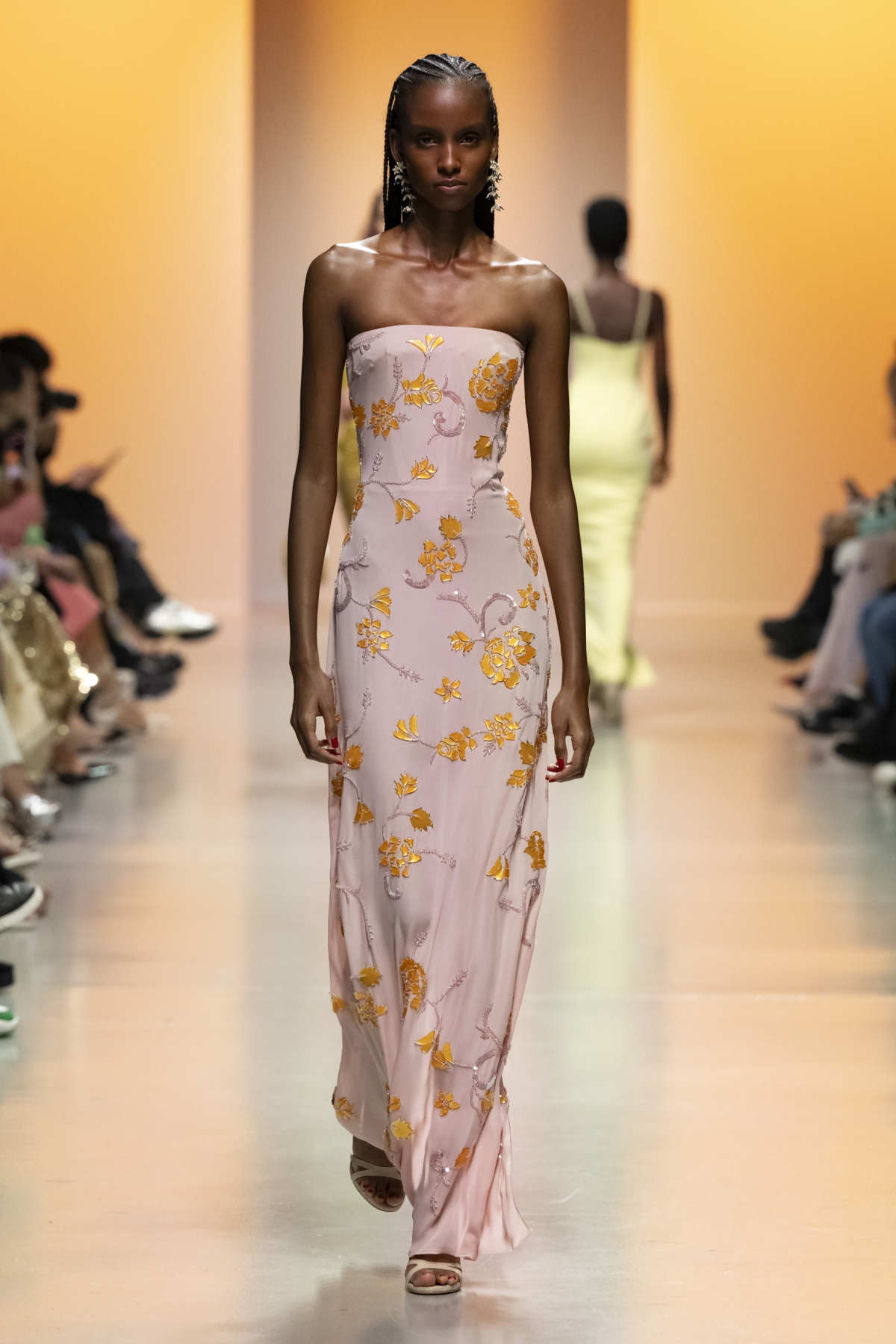 Georges Hobeika Presents His New Spring 2025 Ready-To-Wear Collection