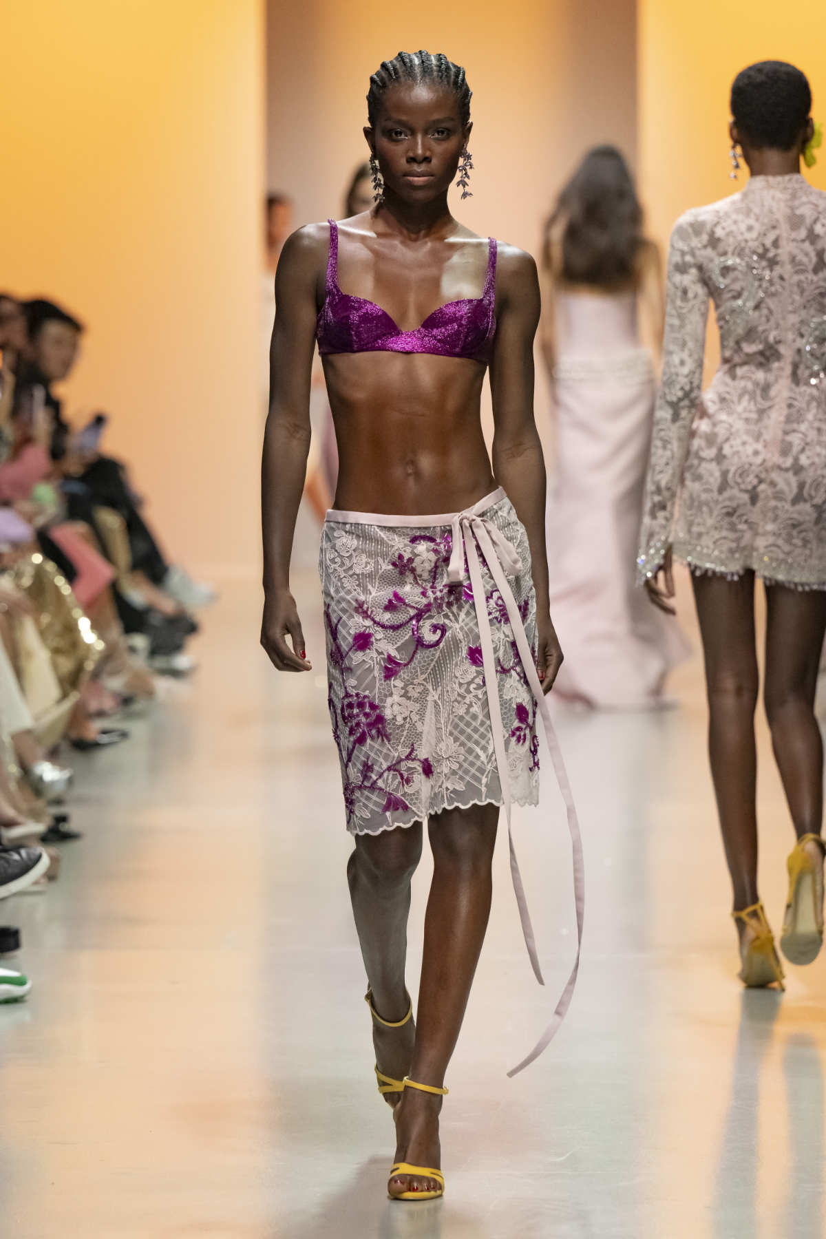 Georges Hobeika Presents His New Spring 2025 Ready-To-Wear Collection