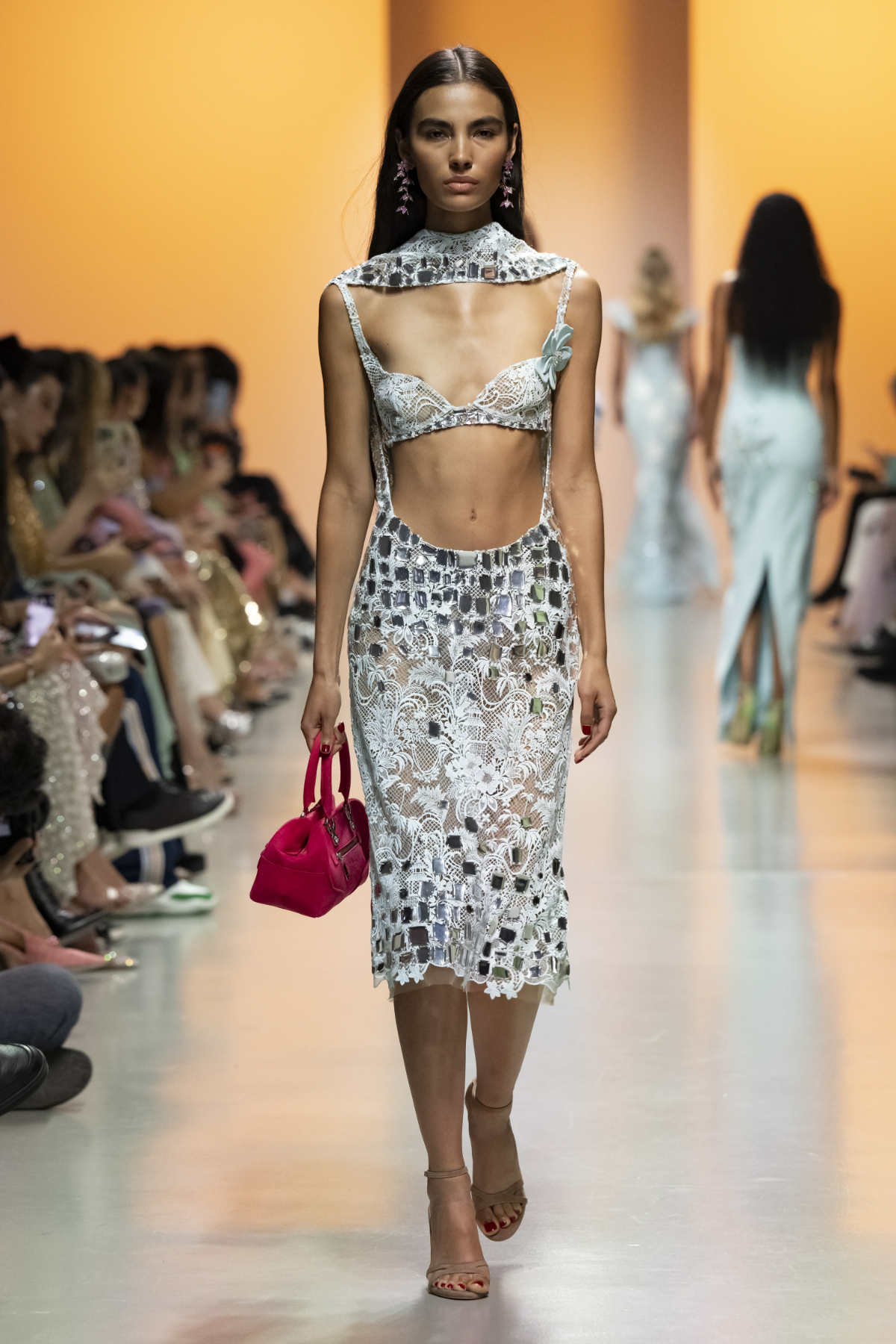 Georges Hobeika Presents His New Spring 2025 Ready-To-Wear Collection