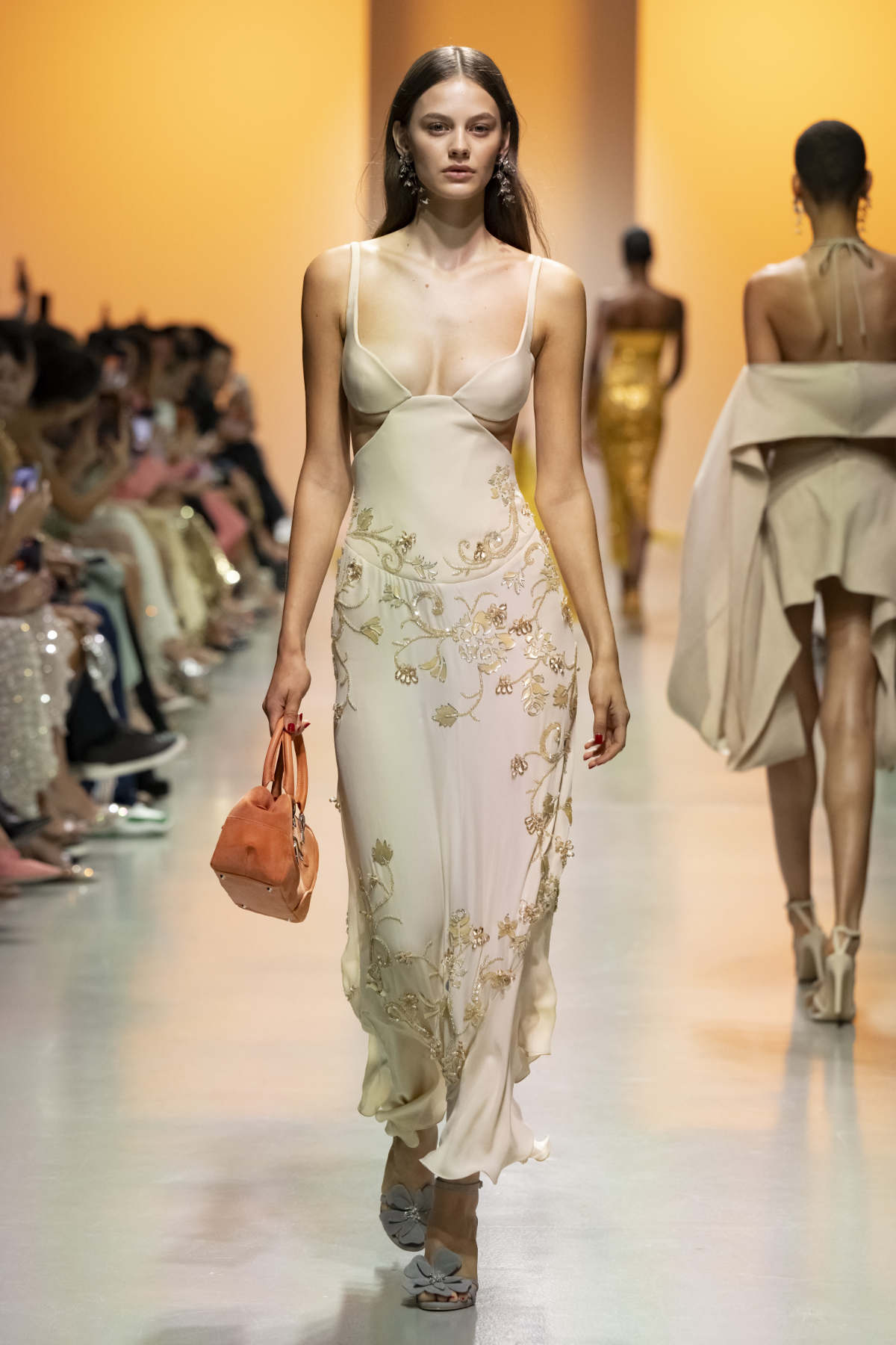 Georges Hobeika Presents His New Spring 2025 Ready-To-Wear Collection