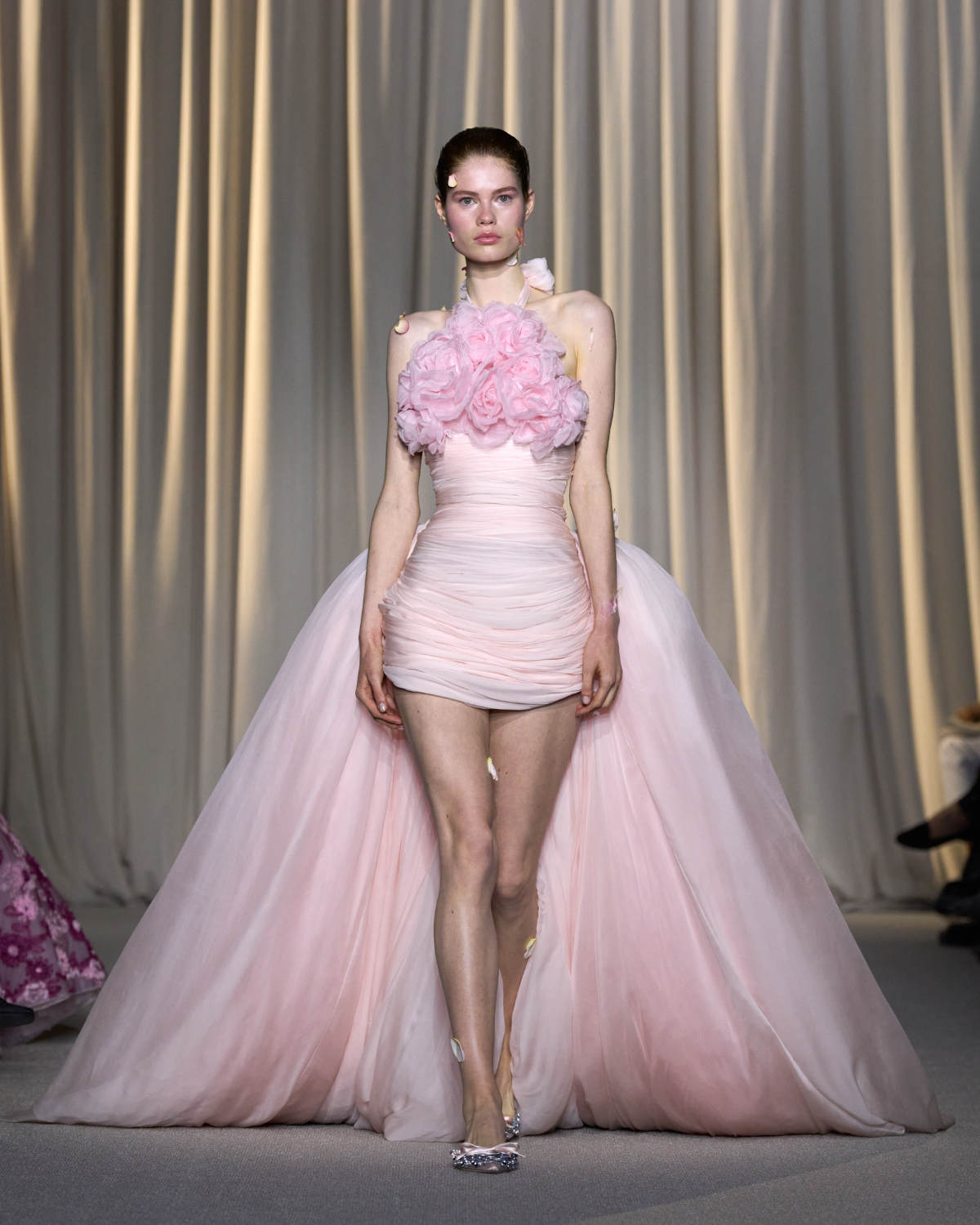 Giambattista Valli Presents His New Haute Couture 27 Fall-Winter 2024 Collection