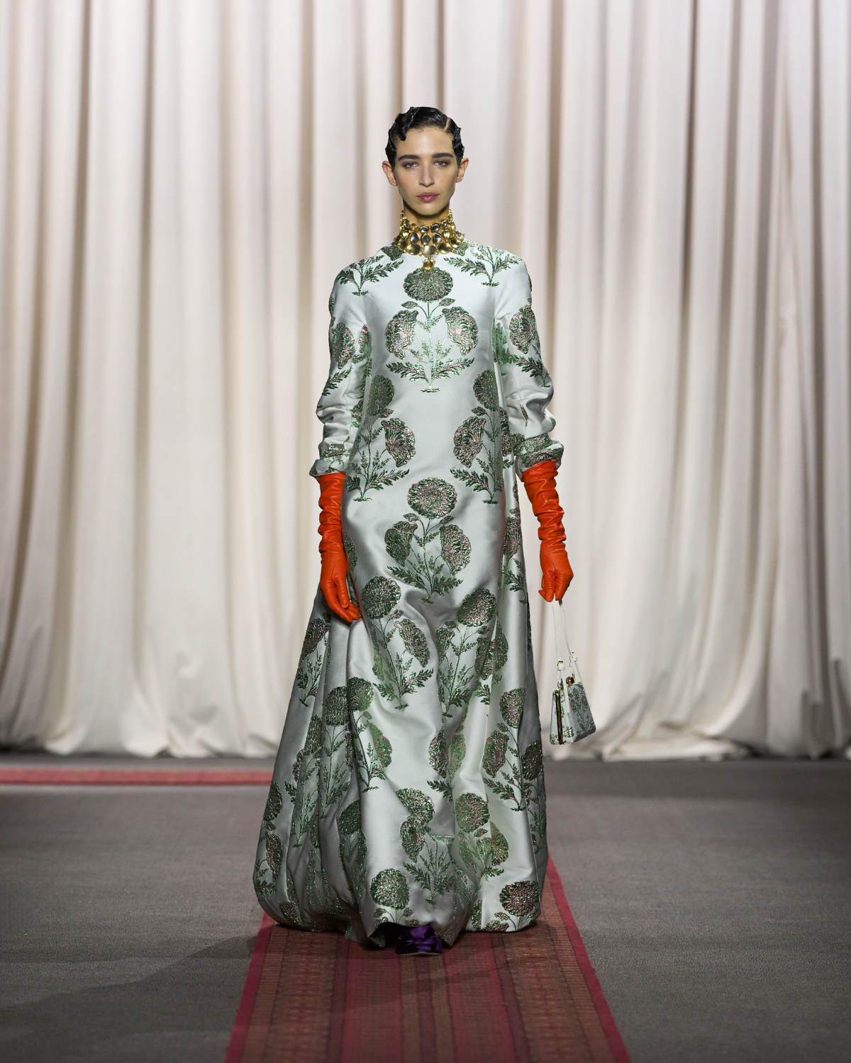 Giambattista Valli Presents His New Haute Couture N°28 Collection