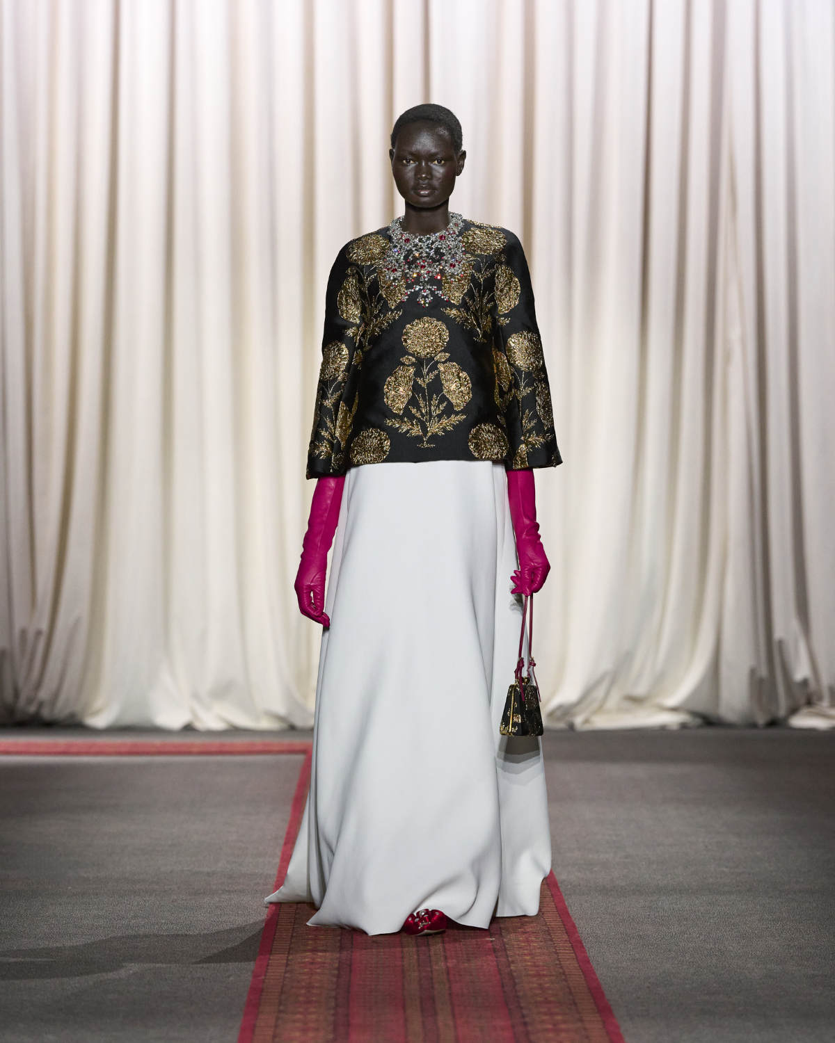 Giambattista Valli Presents His New Haute Couture N°28 Collection