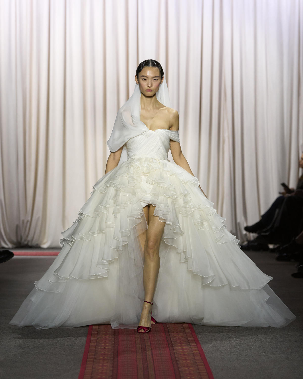 Giambattista Valli Presents His New Haute Couture N°28 Collection