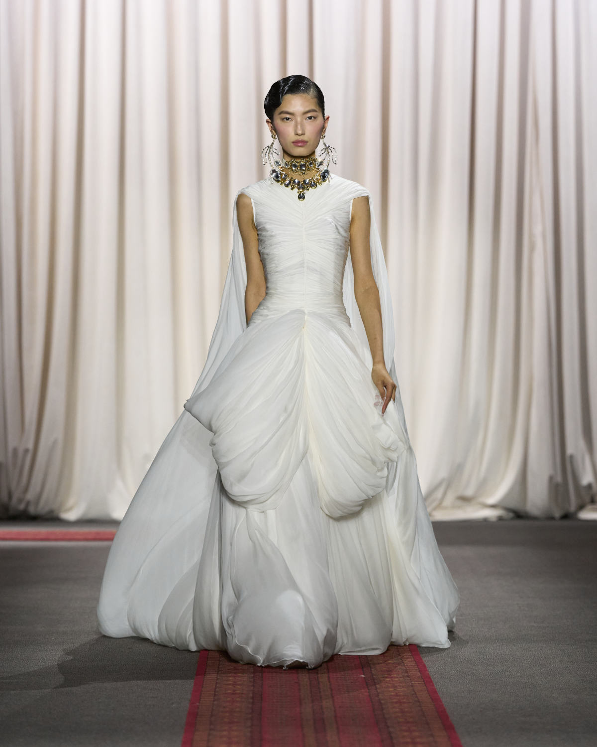 Giambattista Valli Presents His New Haute Couture N°28 Collection