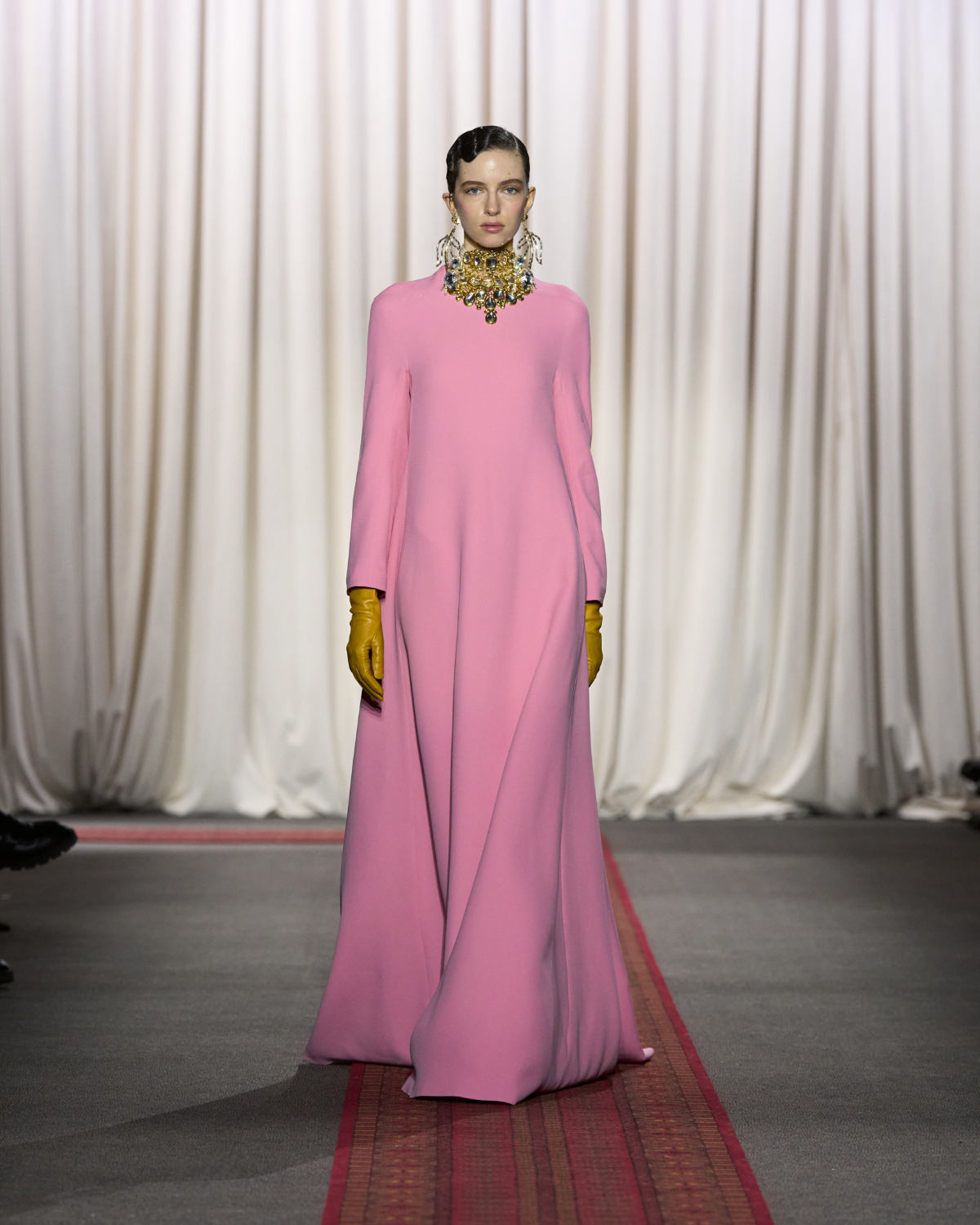 Giambattista Valli Presents His New Haute Couture N°28 Collection