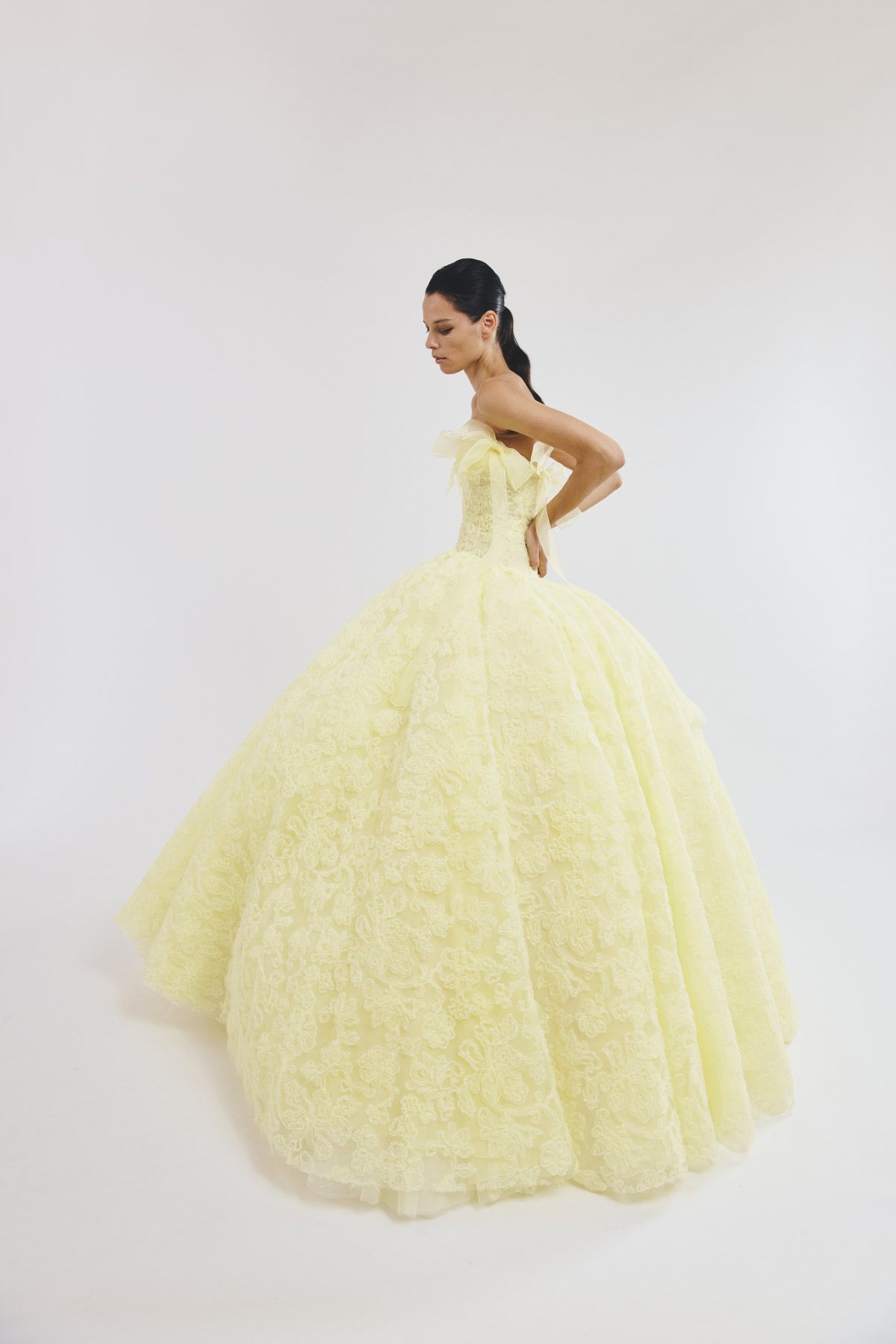 Giambattista Valli Presents His New Haute Couture N°29 Collection