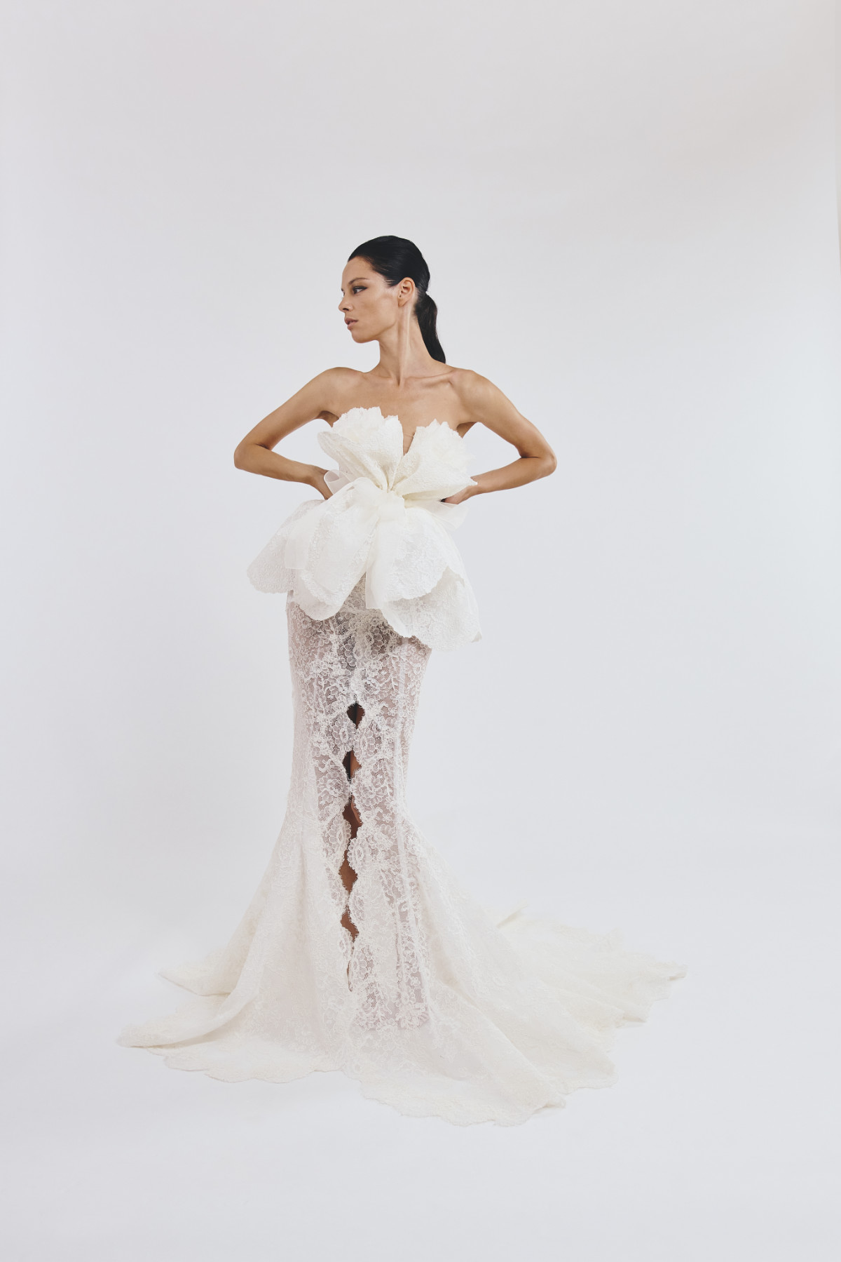 Giambattista Valli Presents His New Haute Couture N°29 Collection