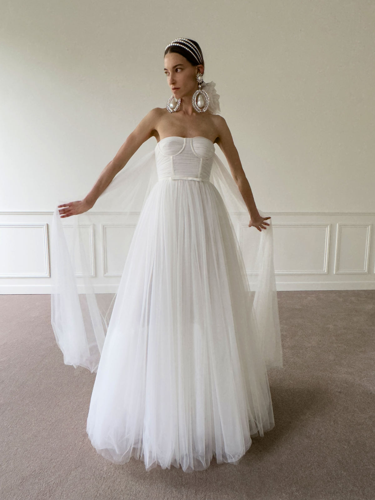 Giambattista Valli Unveils “The Love Collection N°4”: Twelve Months, Twelve Moods