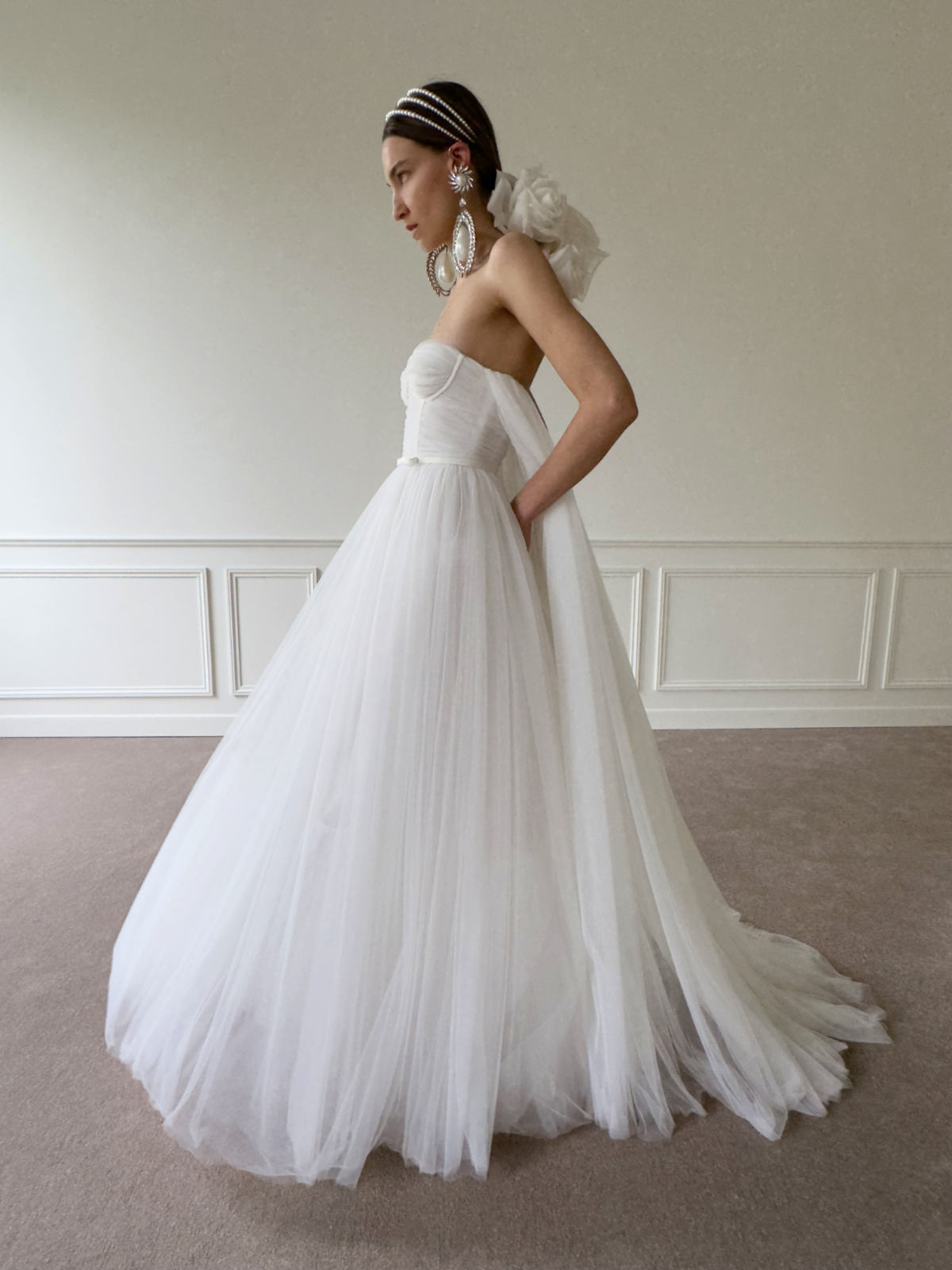Giambattista Valli Unveils “The Love Collection N°4”: Twelve Months, Twelve Moods