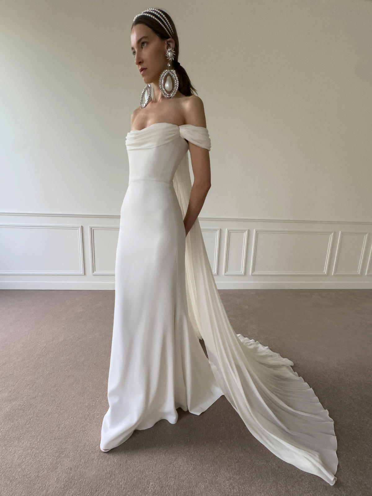 Giambattista Valli Unveils “The Love Collection N°4”: Twelve Months, Twelve Moods