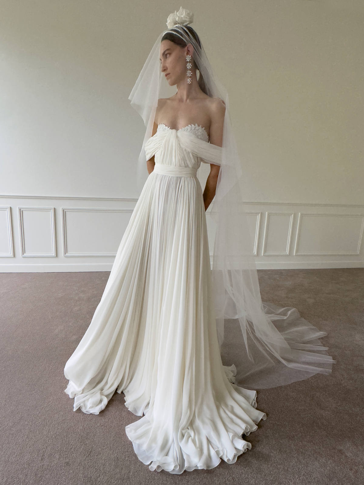 Giambattista Valli Unveils “The Love Collection N°4”: Twelve Months, Twelve Moods
