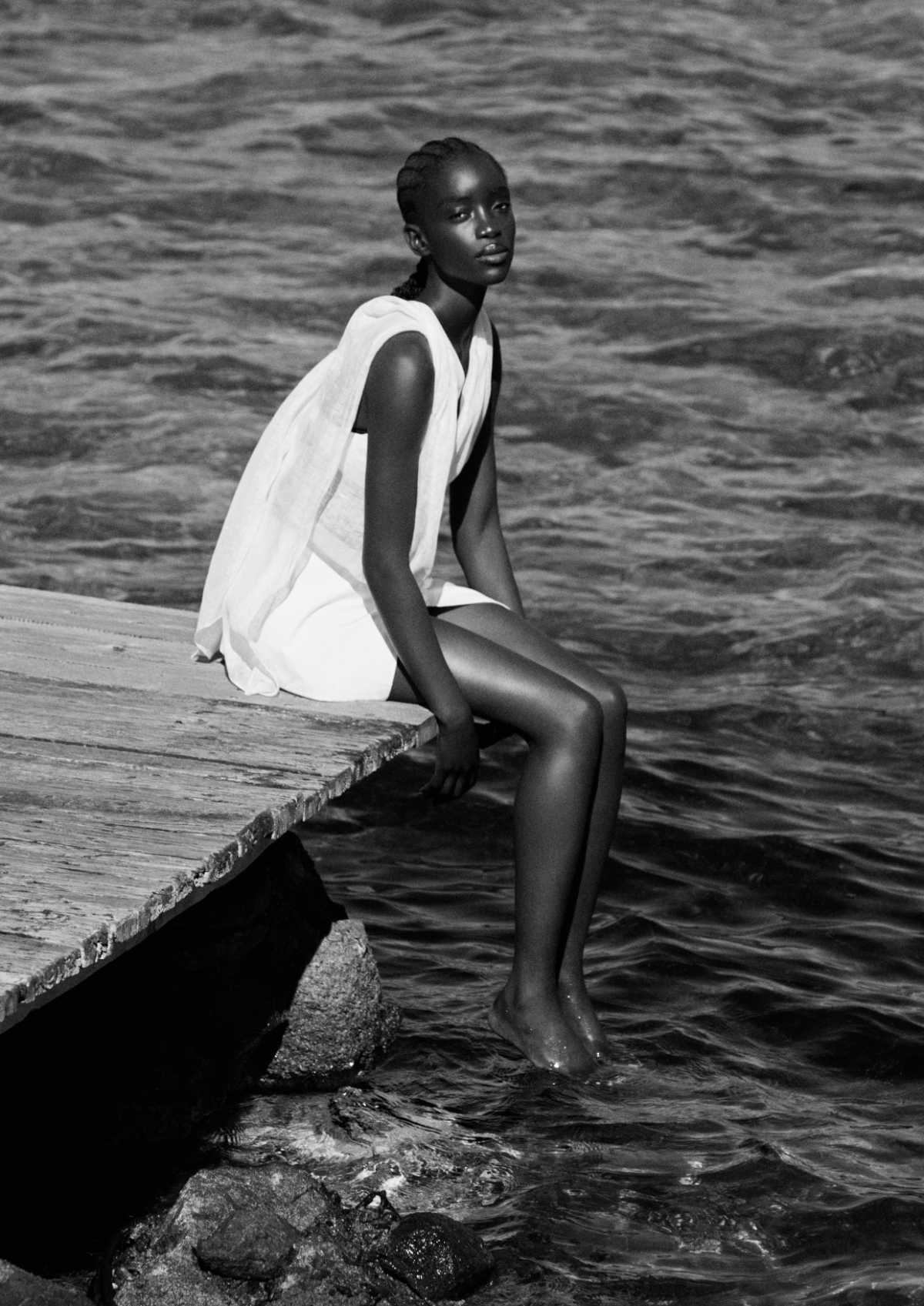 Giorgio Armani Launches Its New Mare Spring Summer 2025 Collection