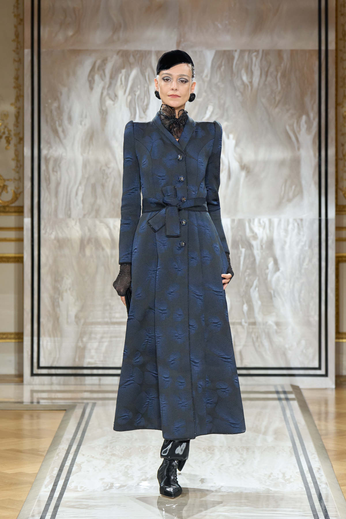 Giorgio Armani Privé Presents Its New Autumn Winter 2025-26 Haute Couture Collection: Noir Séduisa