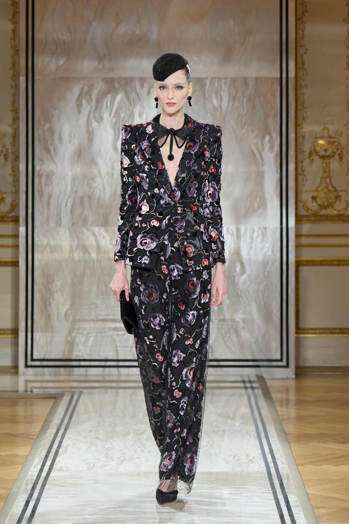 Giorgio Armani Privé Presents Its New Autumn Winter 2025-26 Haute Couture Collection: Noir Séduisa