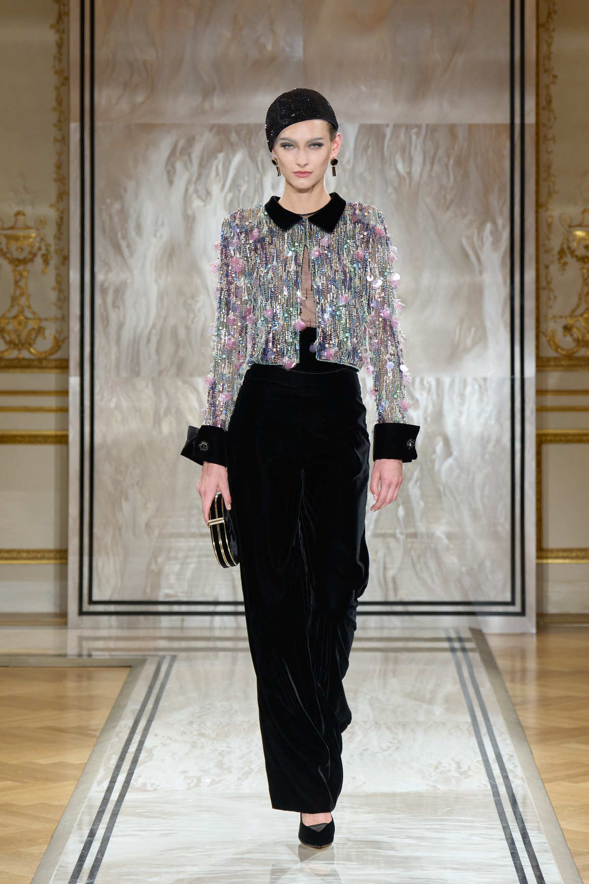 Giorgio Armani Privé Presents Its New Autumn Winter 2025-26 Haute Couture Collection: Noir Séduisa