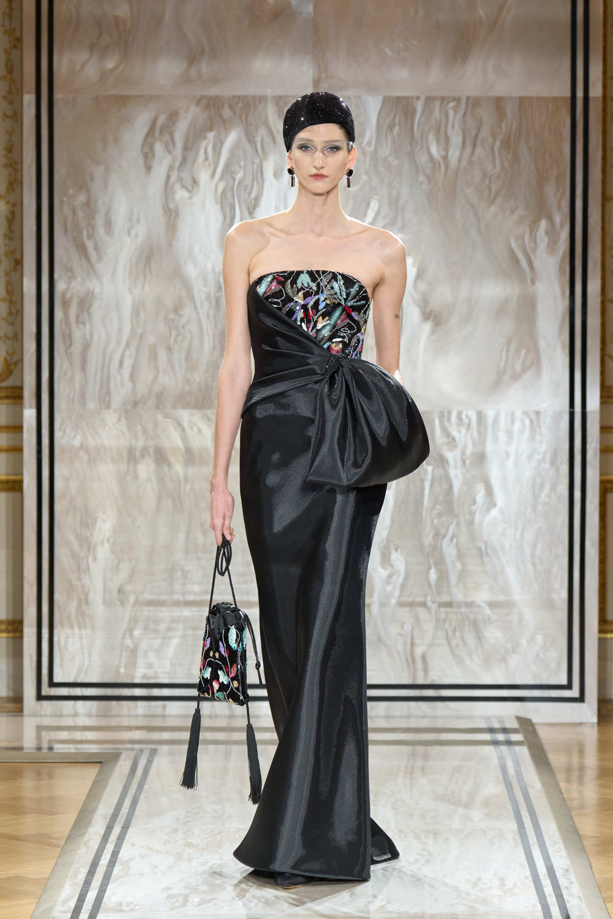 Giorgio Armani Privé Presents Its New Autumn Winter 2025-26 Haute Couture Collection: Noir Séduisa