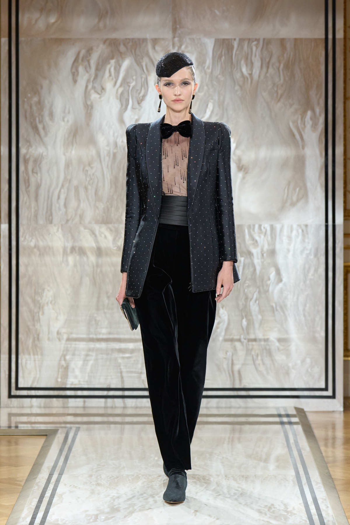 Giorgio Armani Privé Presents Its New Autumn Winter 2025-26 Haute Couture Collection: Noir Séduisa