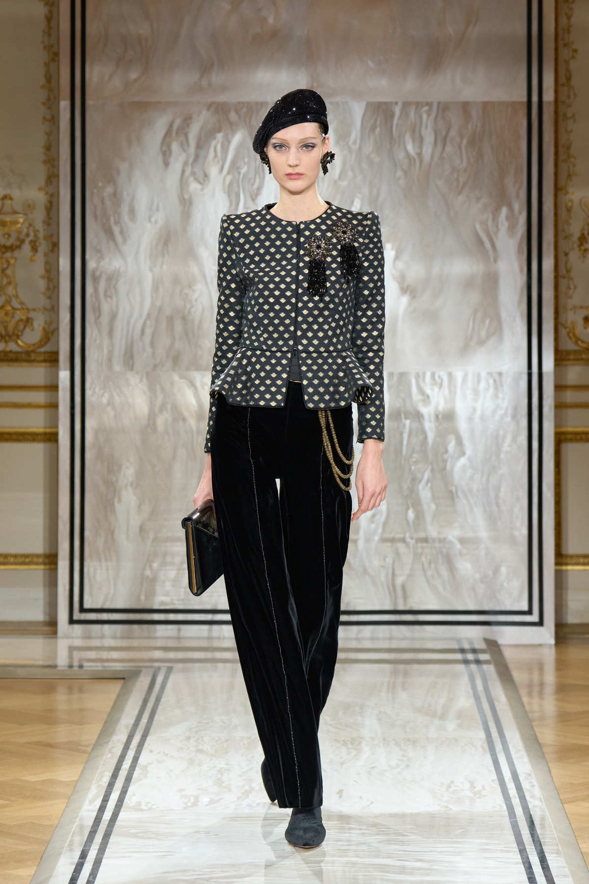 Giorgio Armani Privé Presents Its New Autumn Winter 2025-26 Haute Couture Collection: Noir Séduisa