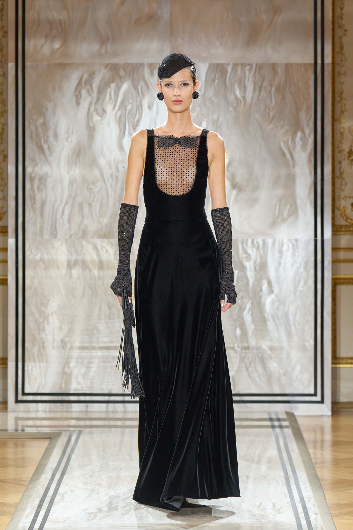 Giorgio Armani Privé Presents Its New Autumn Winter 2025-26 Haute Couture Collection: Noir Séduisa